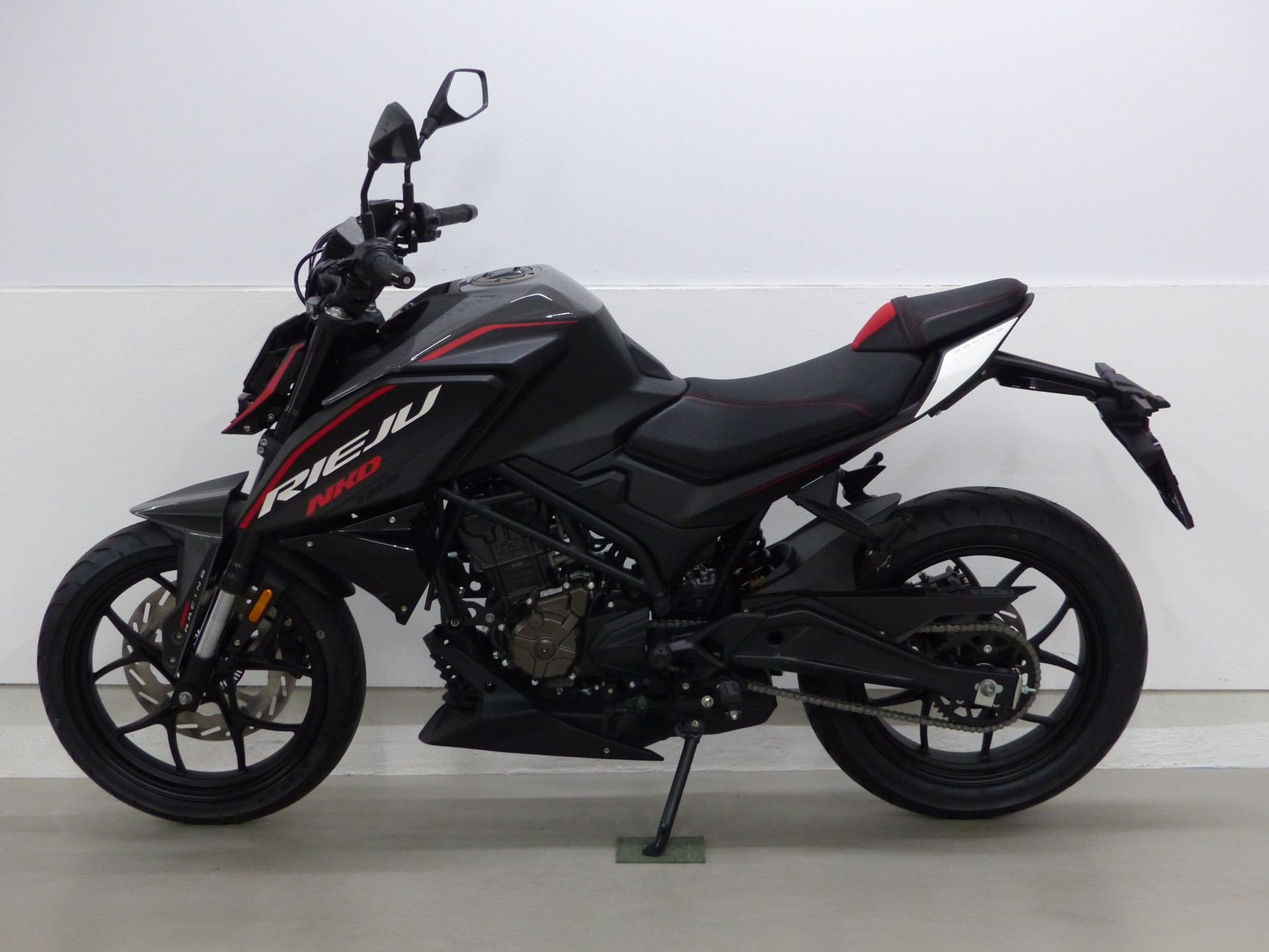 RIEJU NKD 125 R-image-2