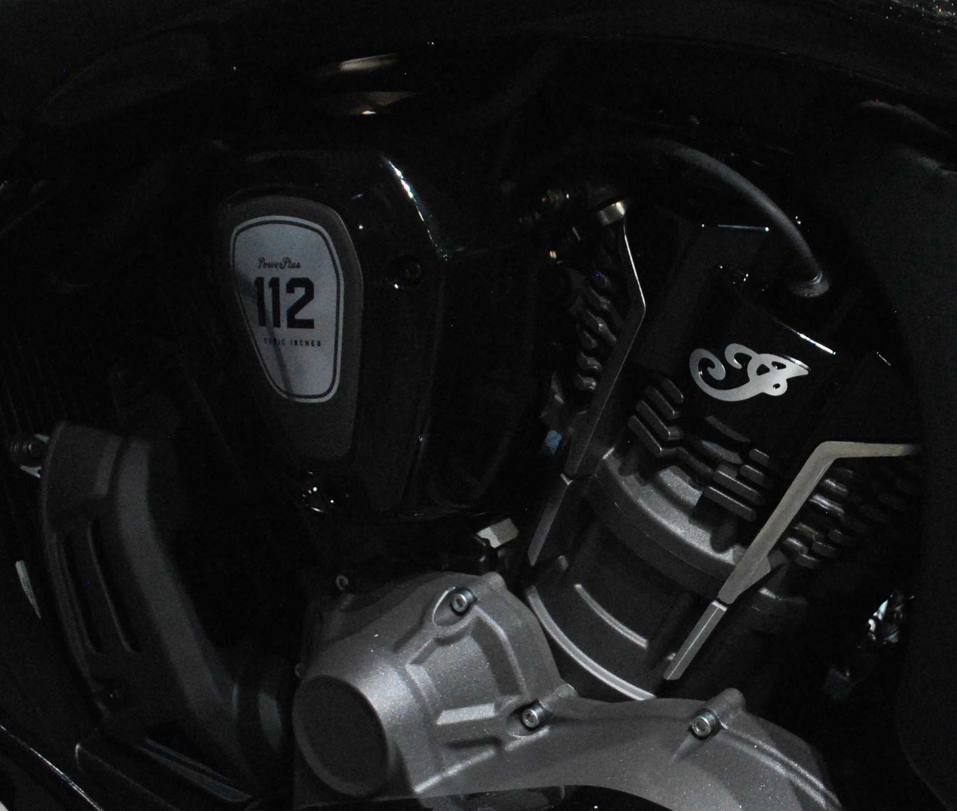 INDIAN Chieftain Power Plus Dark Horse-image-9