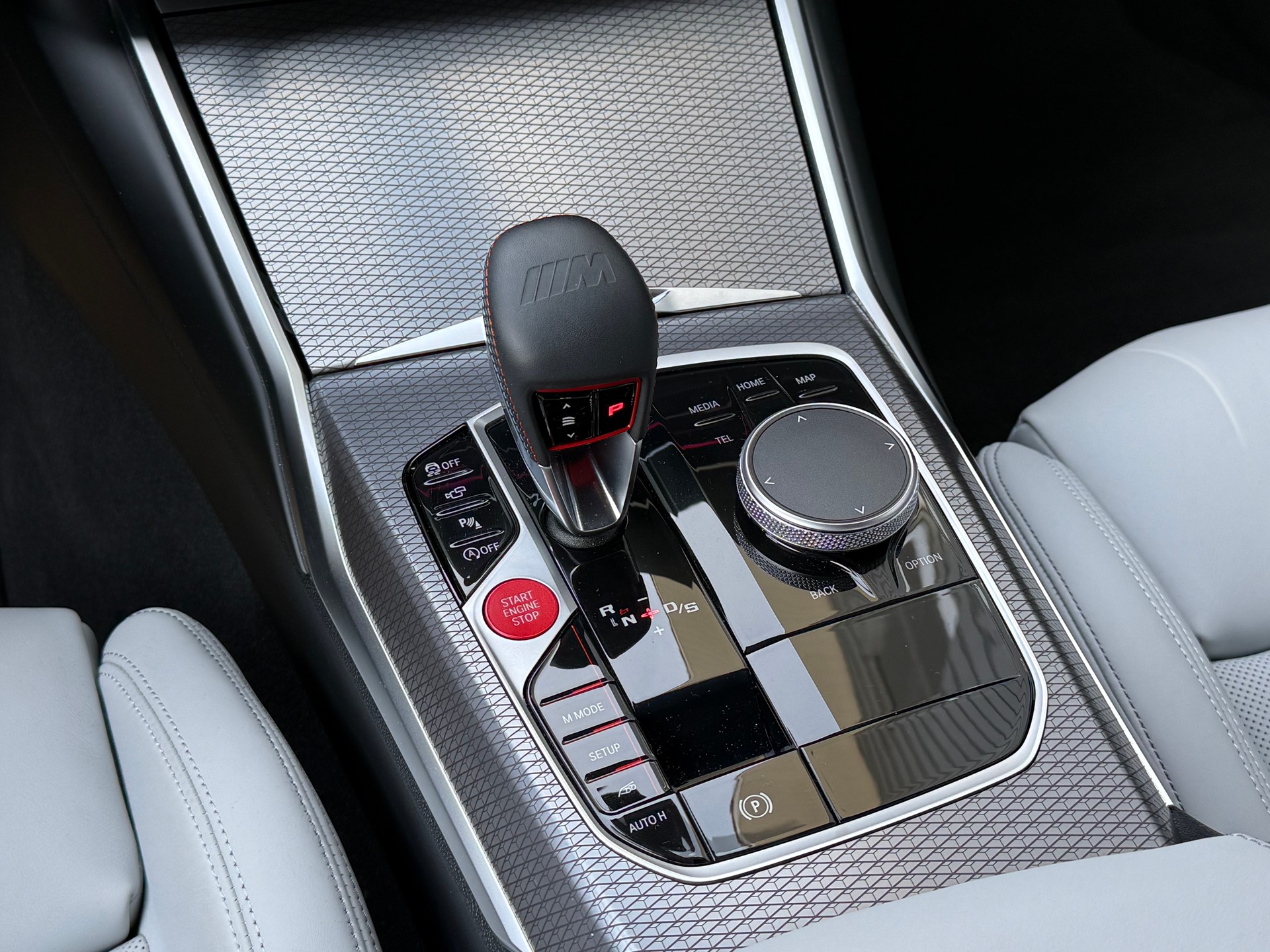 BMW M3 Competition-image-14