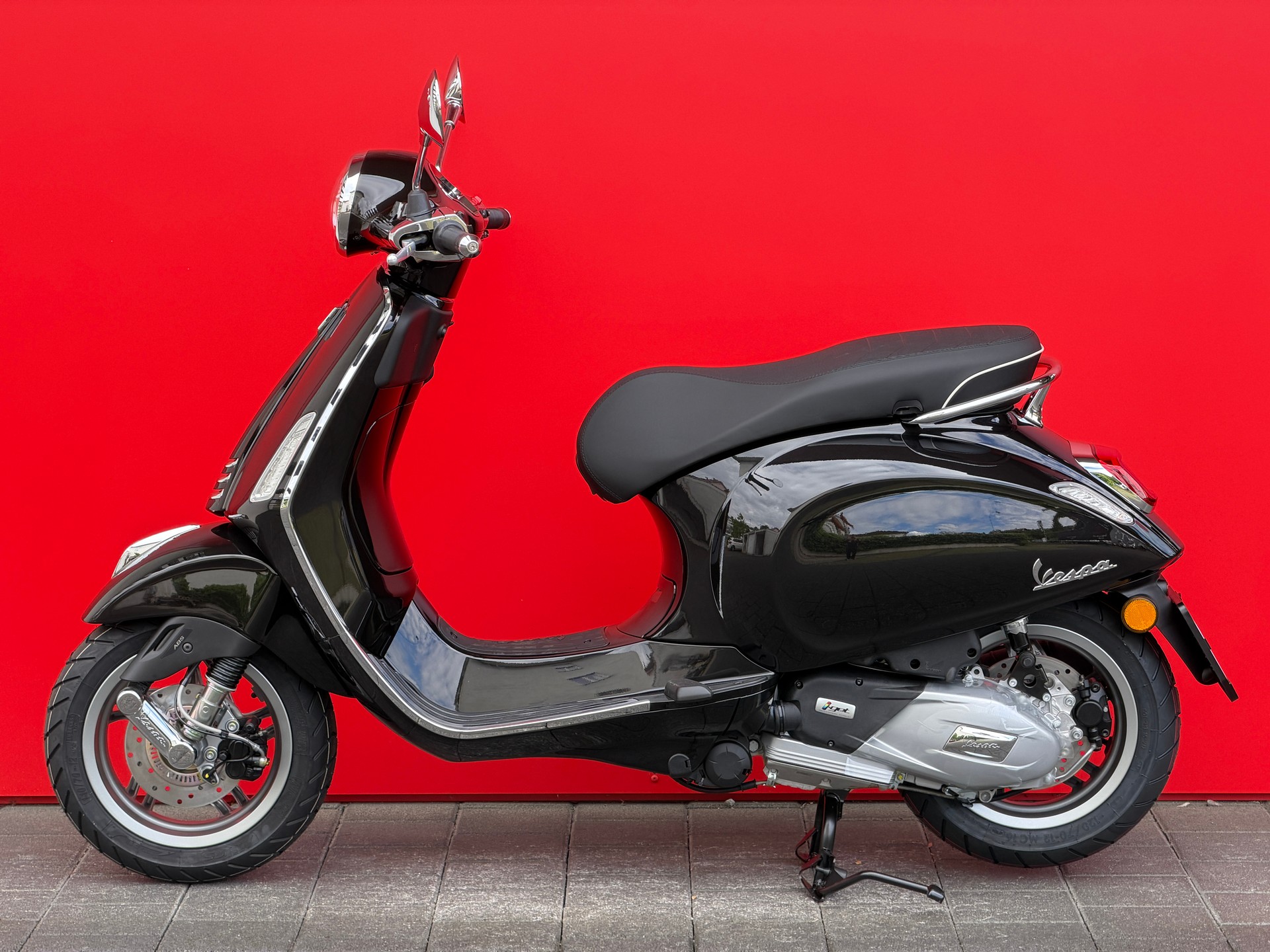 PIAGGIO Vespa 125 Primavera MY26-image-14