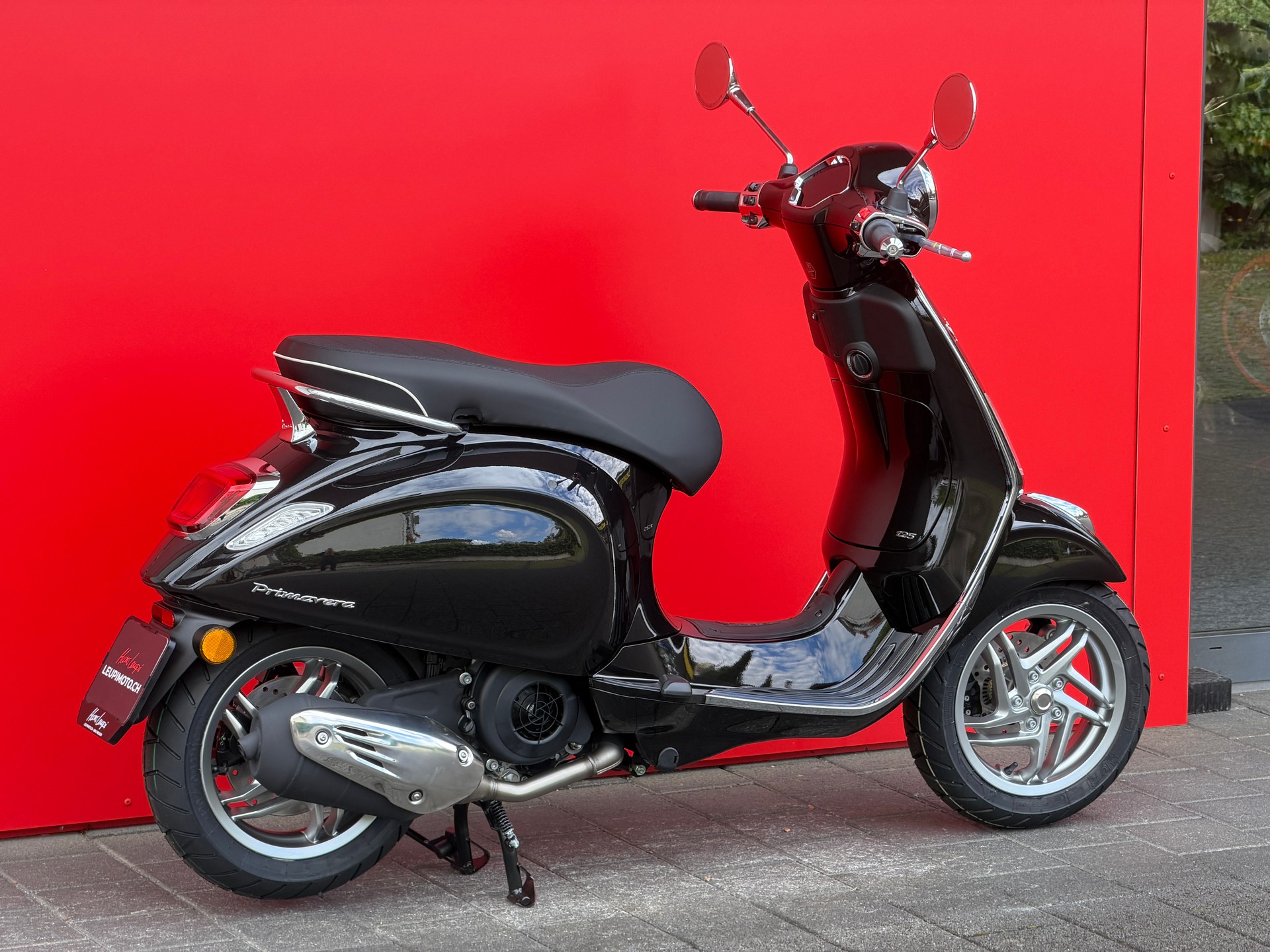 PIAGGIO Vespa 125 Primavera MY26-image-6