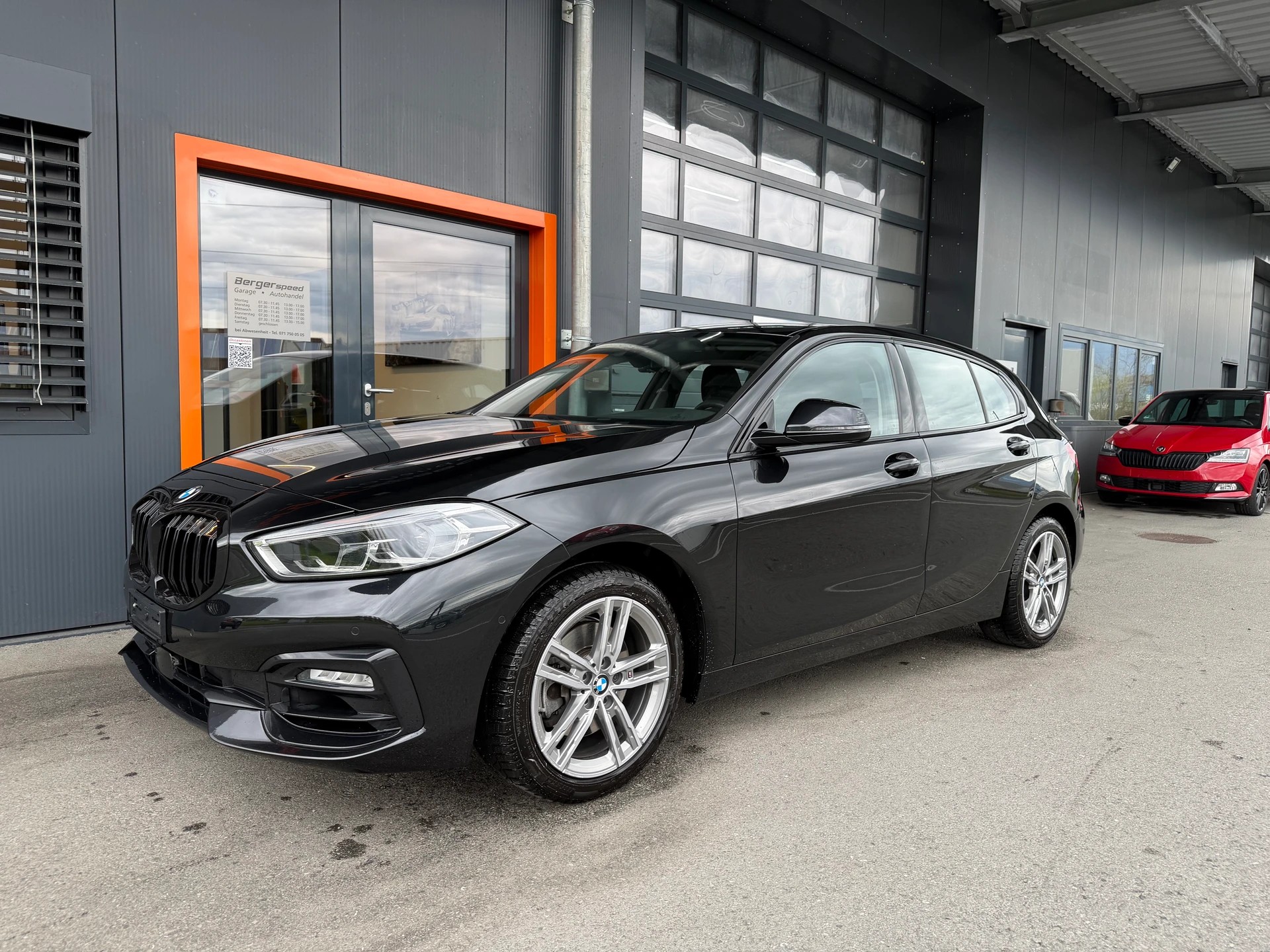 BMW 118i Steptronic Sport Line-image-16