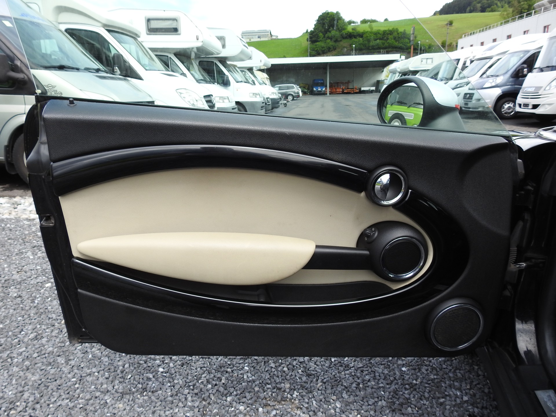 MINI Cooper S Coupé-image-9