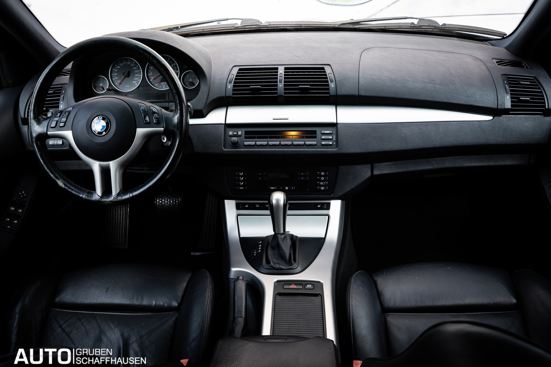 BMW X5 4.6is-image-19