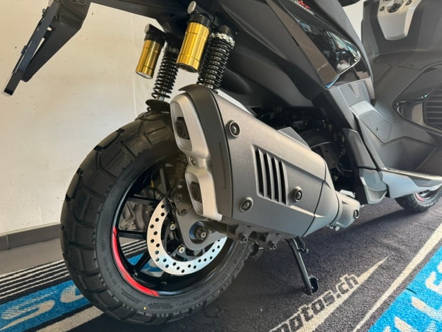 APRILIA SR 400 GT-image-10