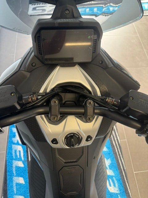 APRILIA SR 400 GT-image-6