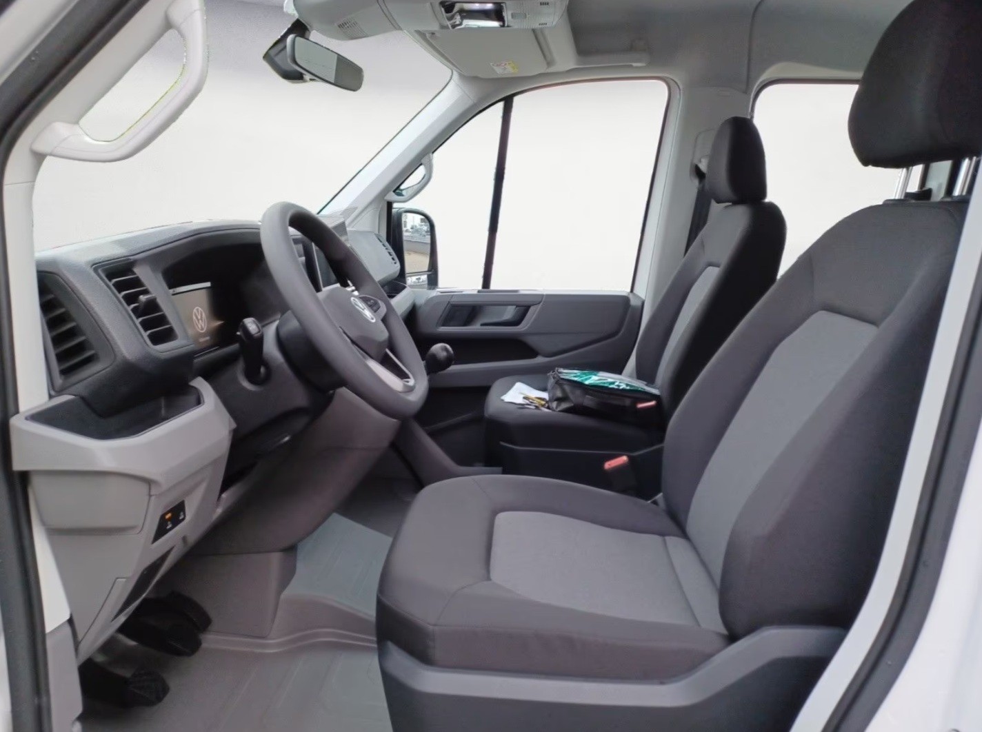 VW Crafter 35 Kipper Doka-image-4