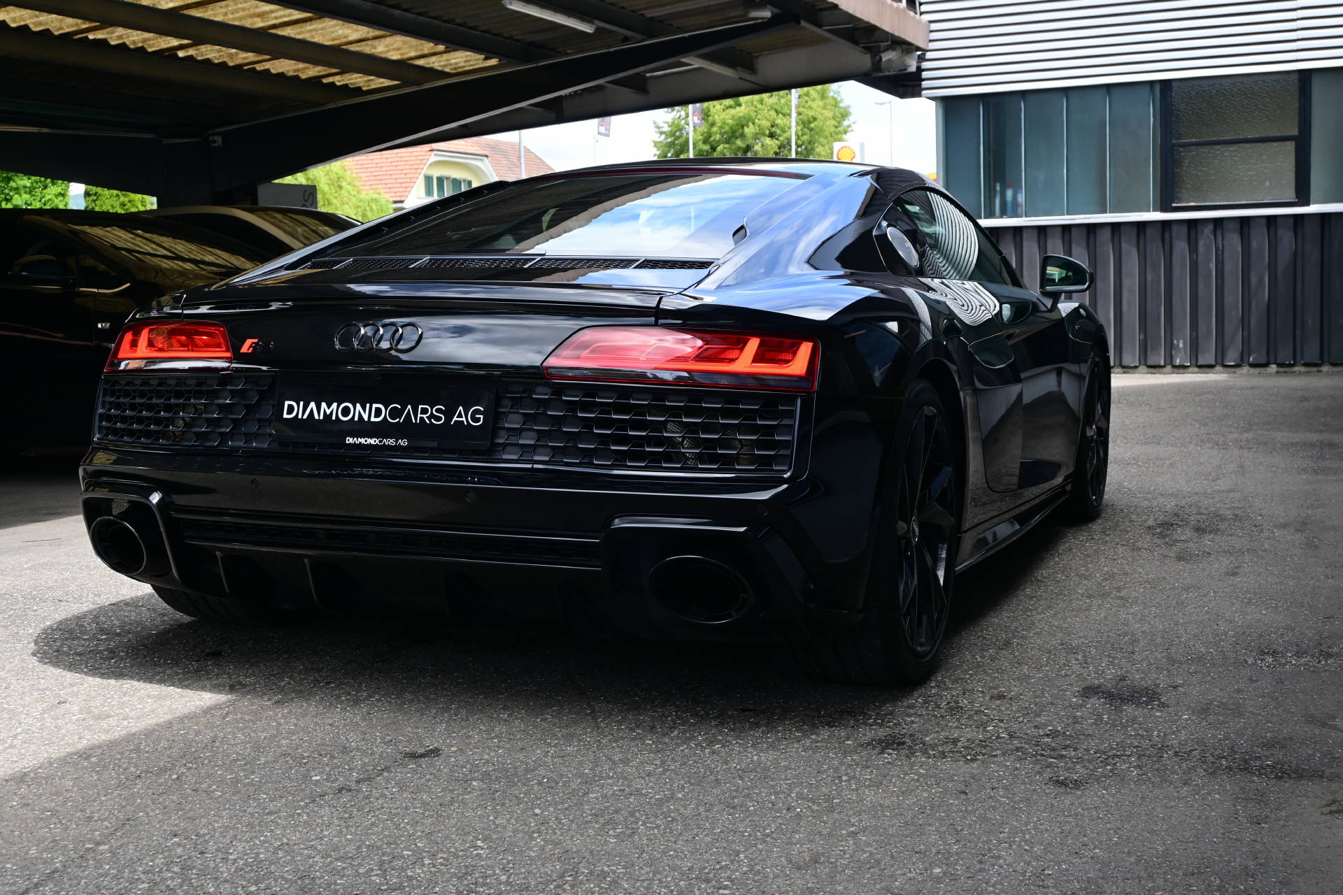 AUDI R8 Coupé 5.2 FSI V10 RWD *All Black* S-Tronic-image-10