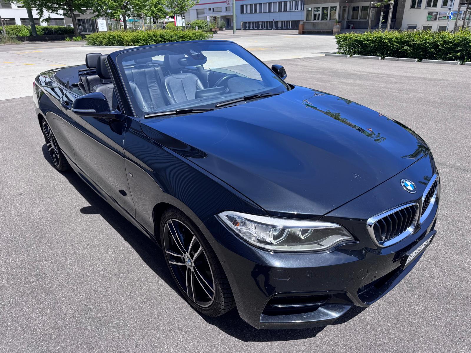 BMW M240i xDrive Steptronic-image-5