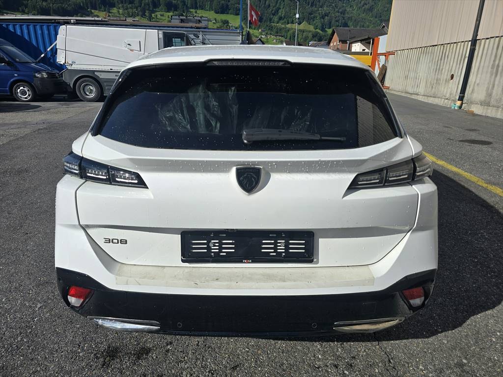 PEUGEOT 308 SW 1.5 BlueHDI Allure Pack EAT8-image-3