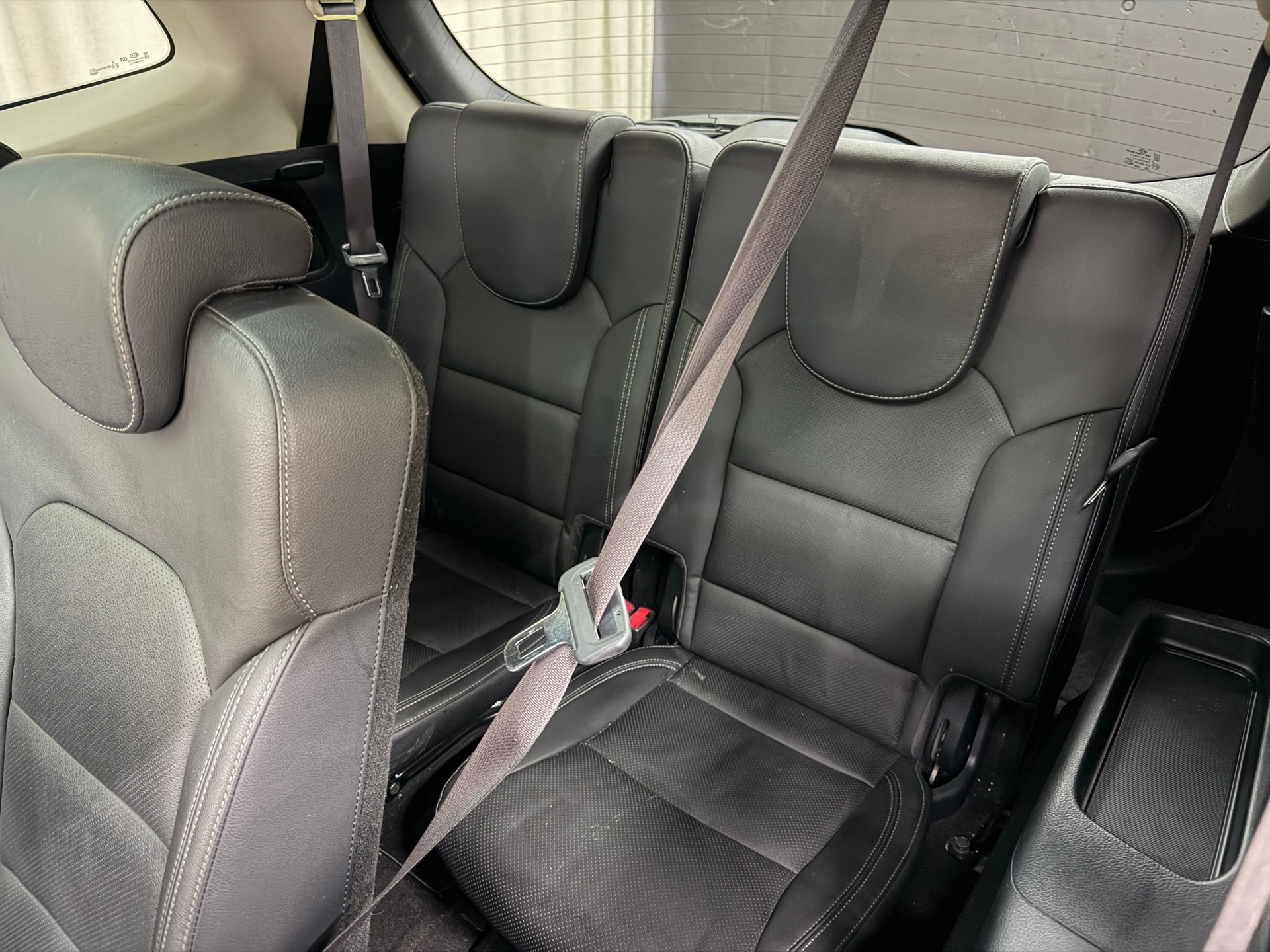 KIA Carens 1.7 CRDi Trend DCT-image-8