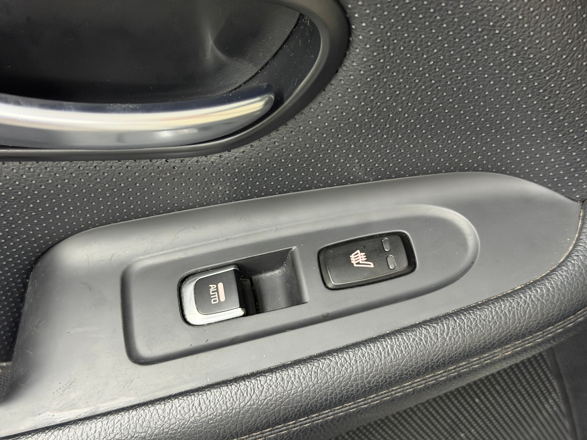 KIA Carens 1.7 CRDi Trend DCT-image-18