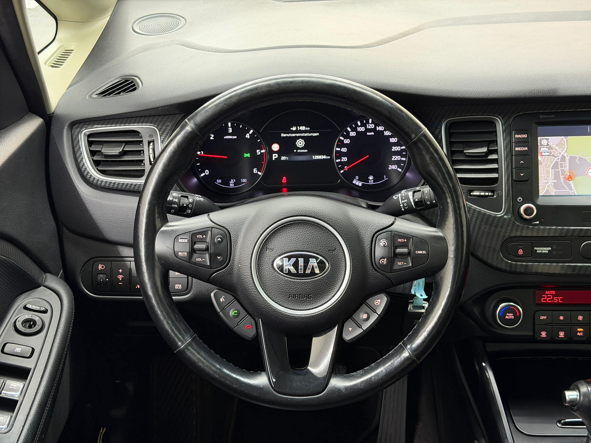 KIA Carens 1.7 CRDi Trend DCT-image-12