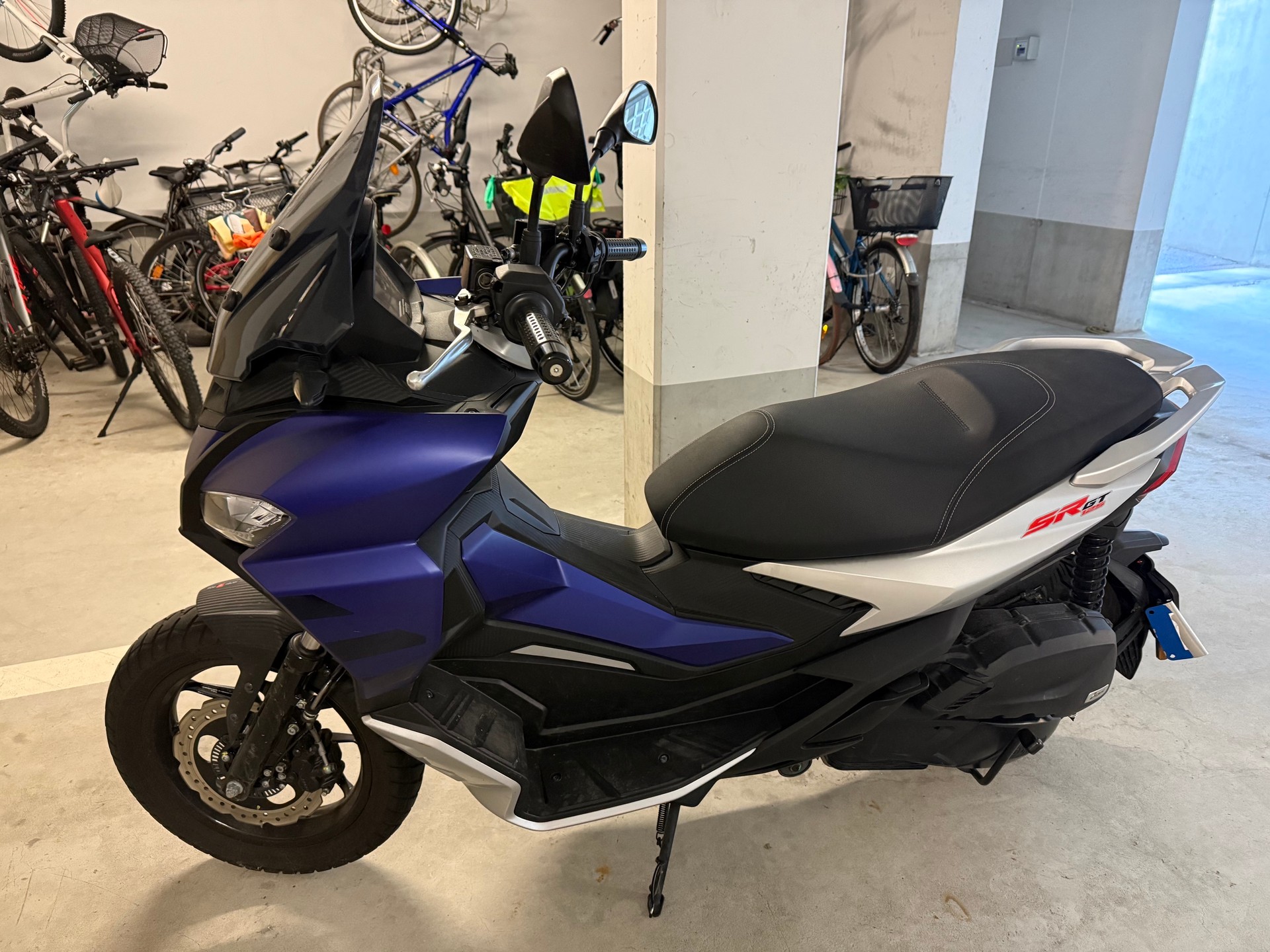 APRILIA SR 125-image-0