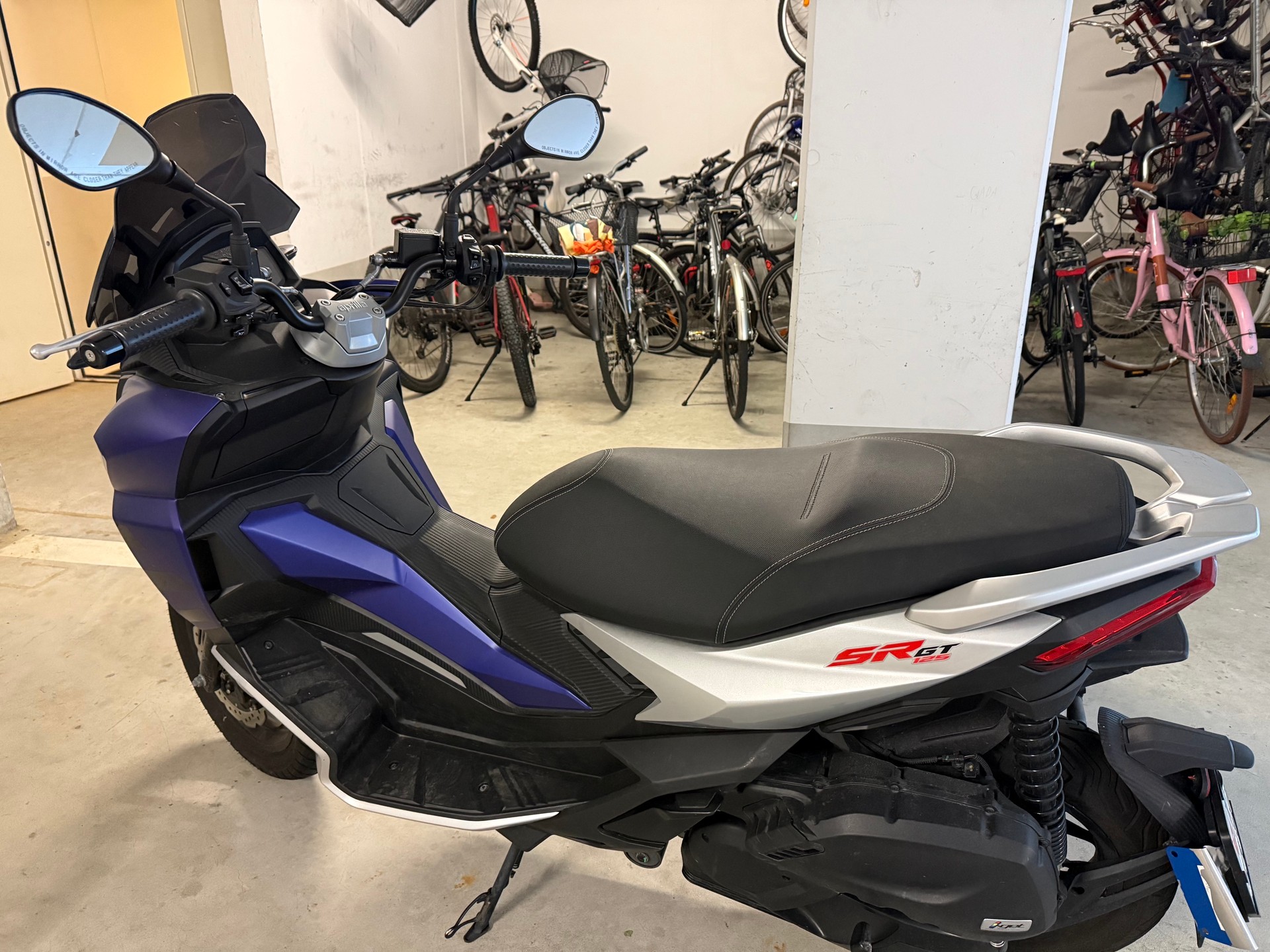 APRILIA SR 125-image-2