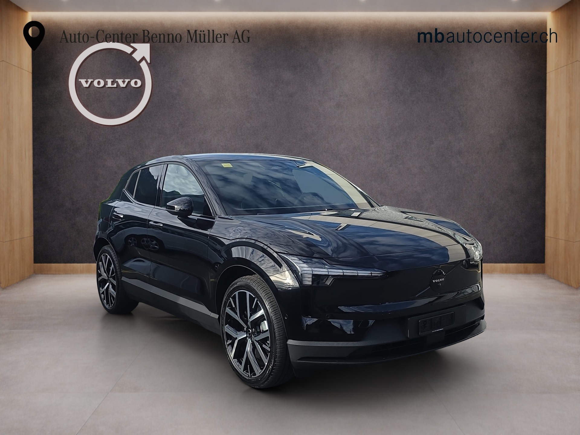 VOLVO EX30 E60 Twin Ultra Performance Sw. Black Ed. AWD-image-6
