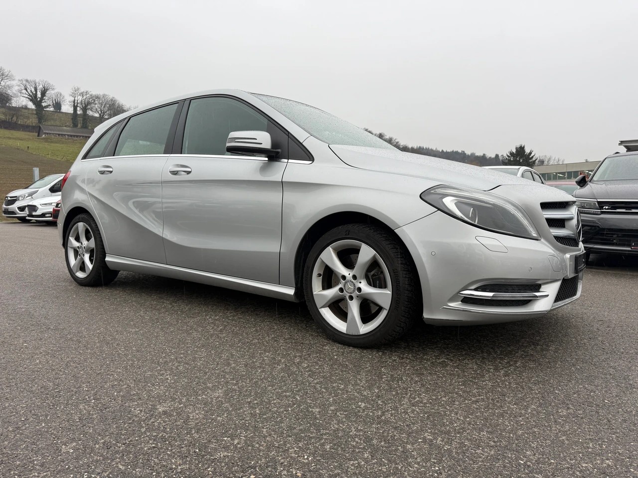 MERCEDES-BENZ B 220 Style 4Matic 7G-DCT-image-4
