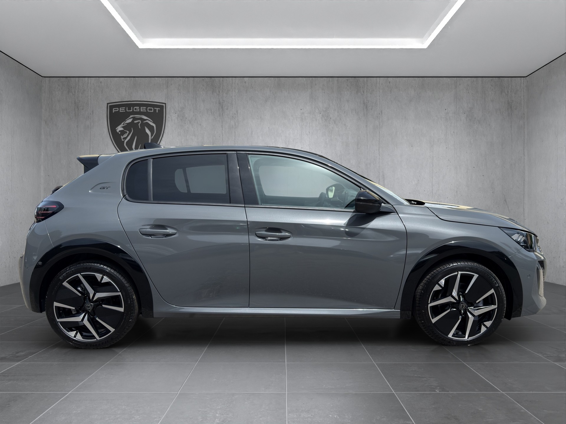PEUGEOT 208 1.2 Hybrid 145 GT-showroom-element-3
