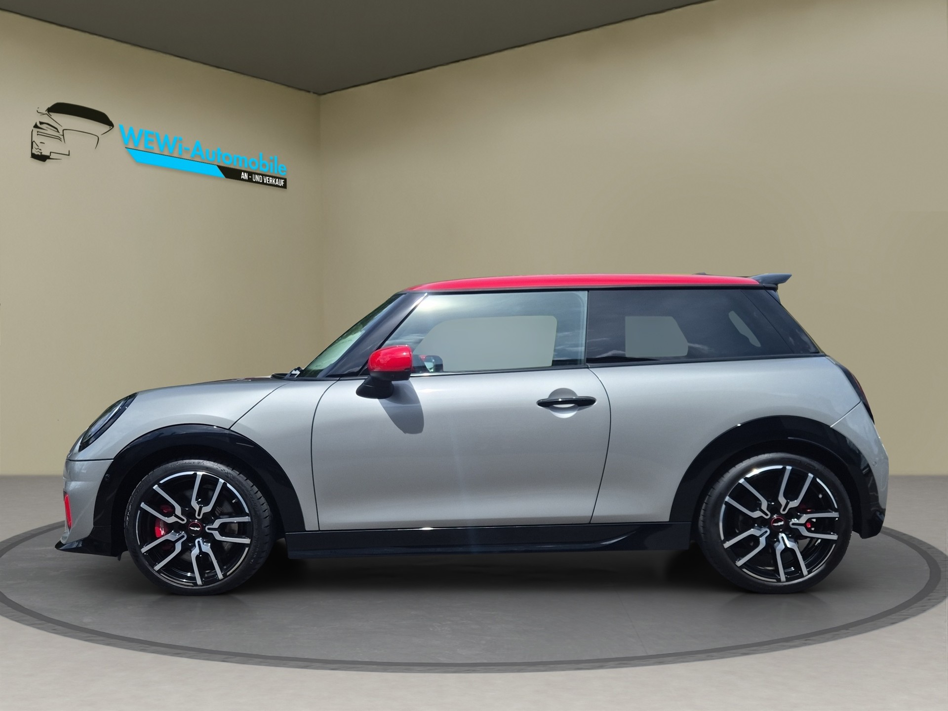 MINI Cooper John Cooper Works DKG-showroom-element-1