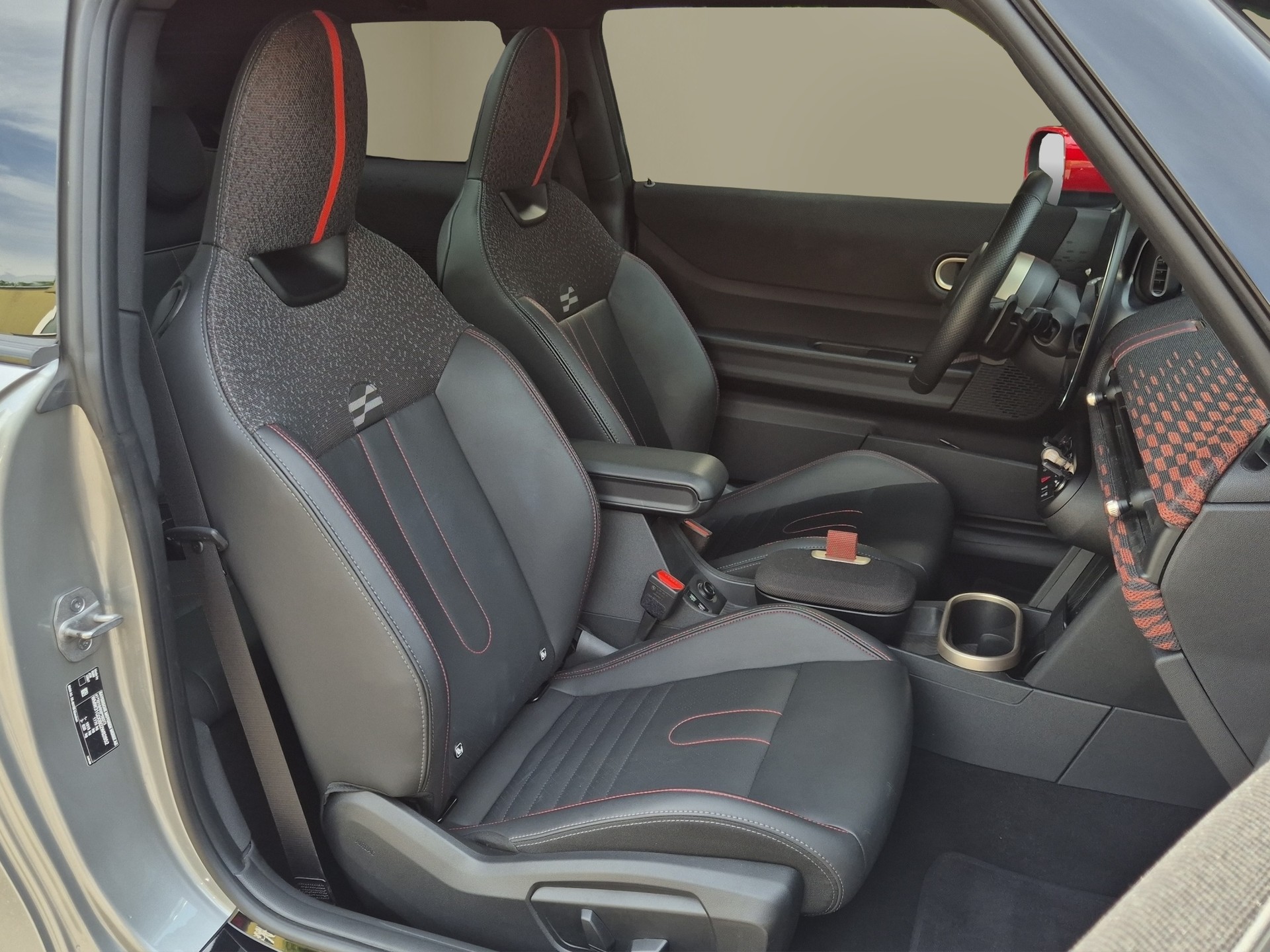 MINI Cooper John Cooper Works DKG-image-20