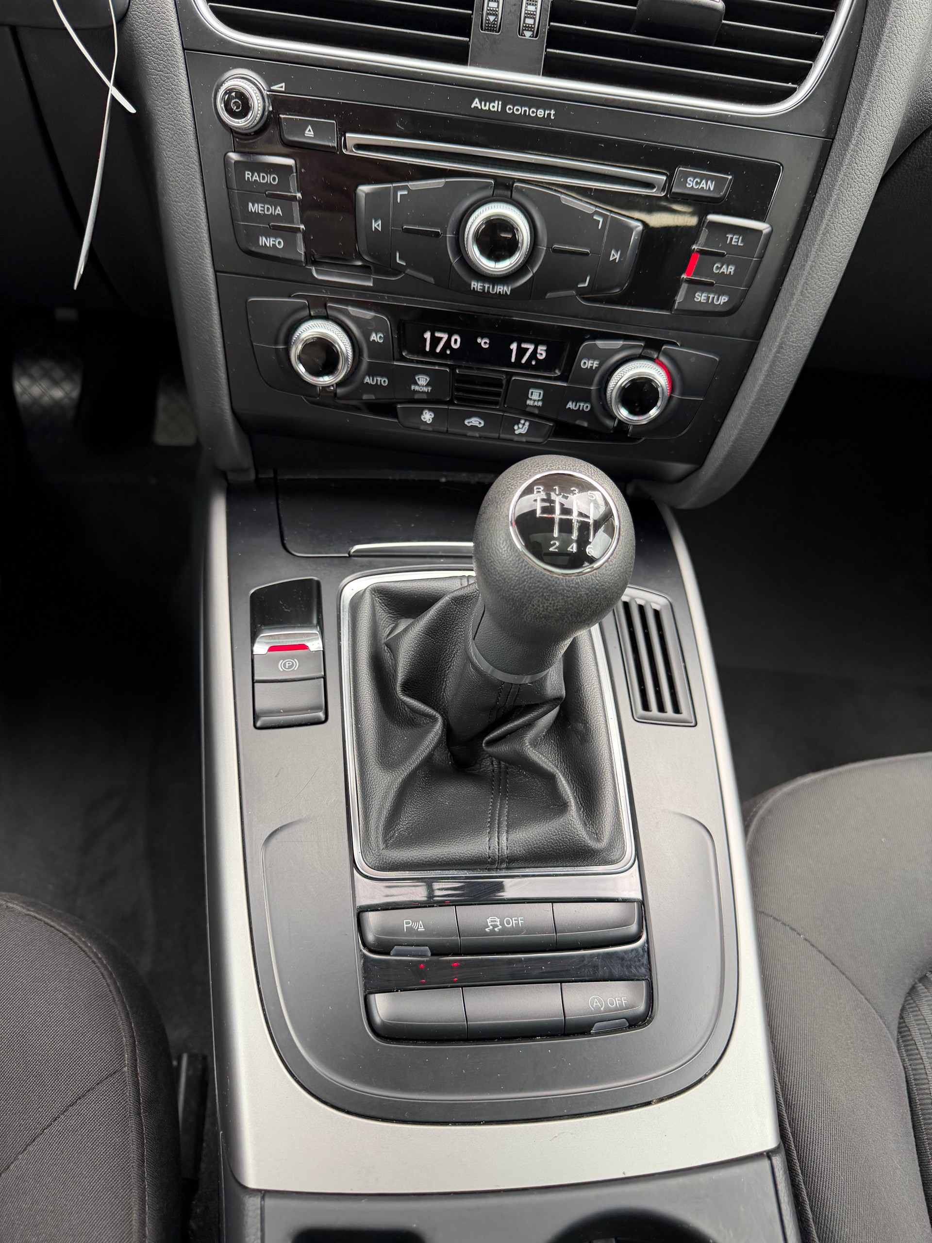 AUDI A4 Avant 1.8 TFSI-image-6