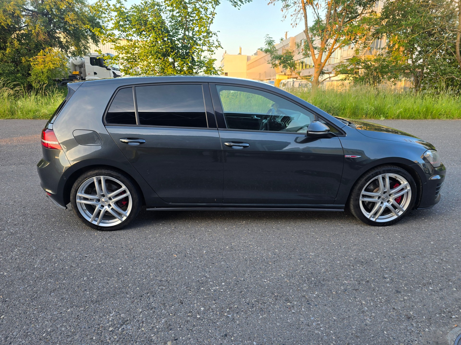 VW Golf 2.0 TSI GTI Performance-image-8