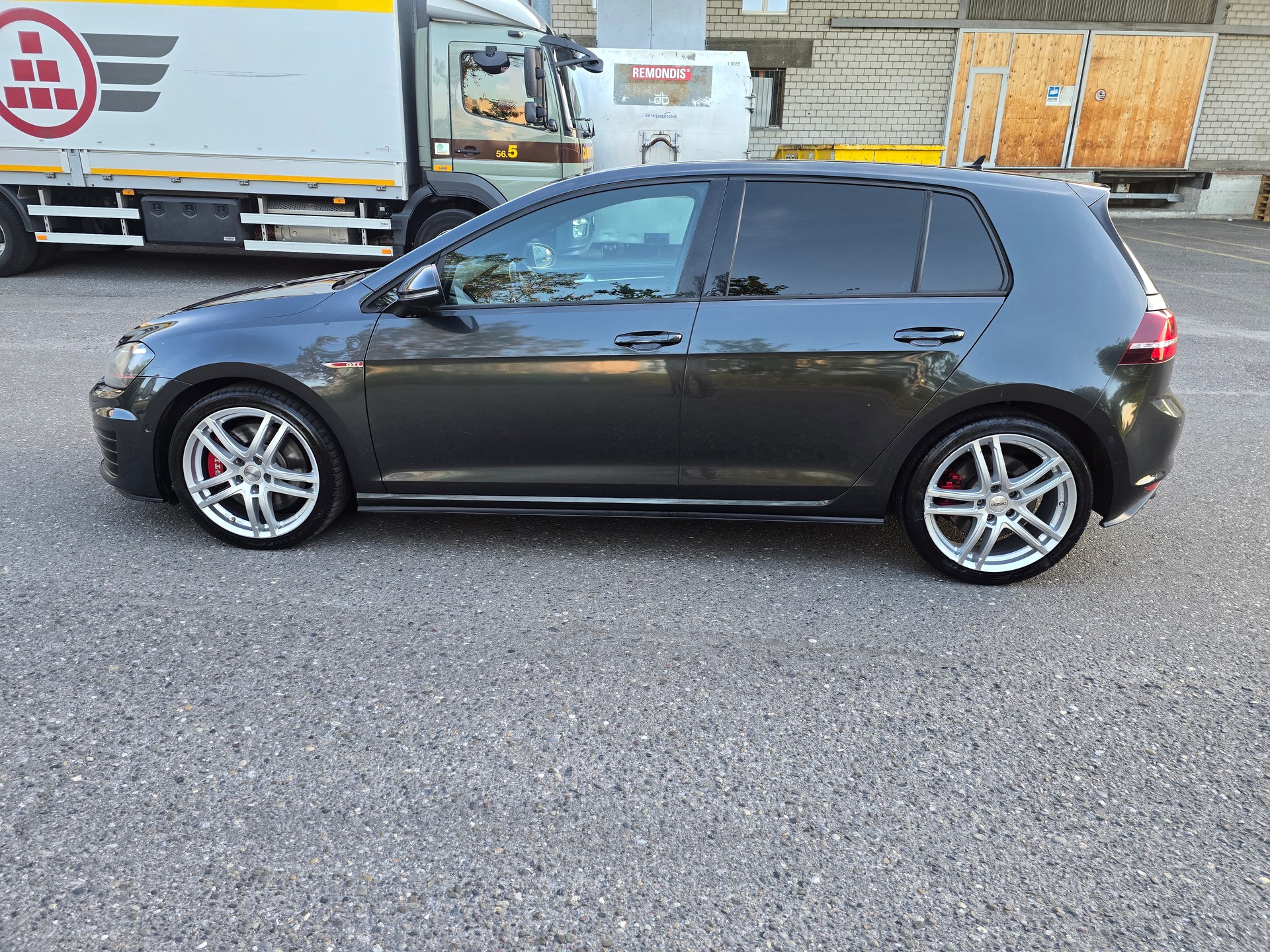 VW Golf 2.0 TSI GTI Performance-image-7