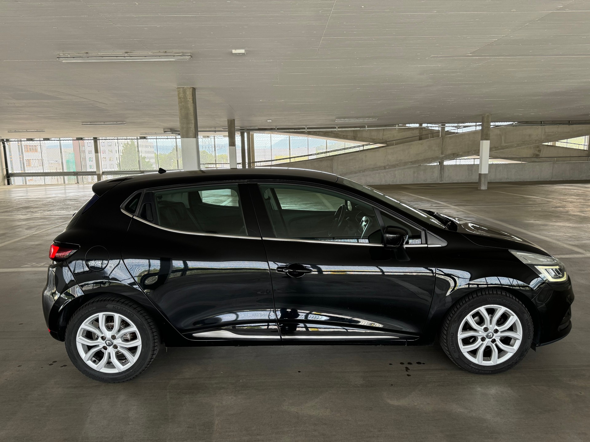 RENAULT Clio 1.2 16V T Intens EDC-image-3