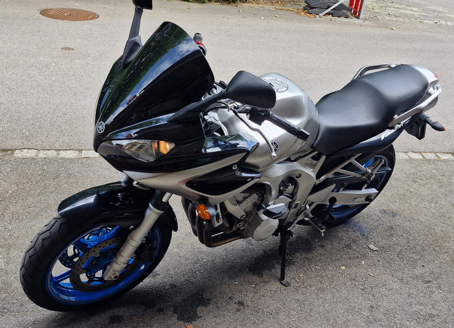 YAMAHA FZ6 Fazer (25kW)