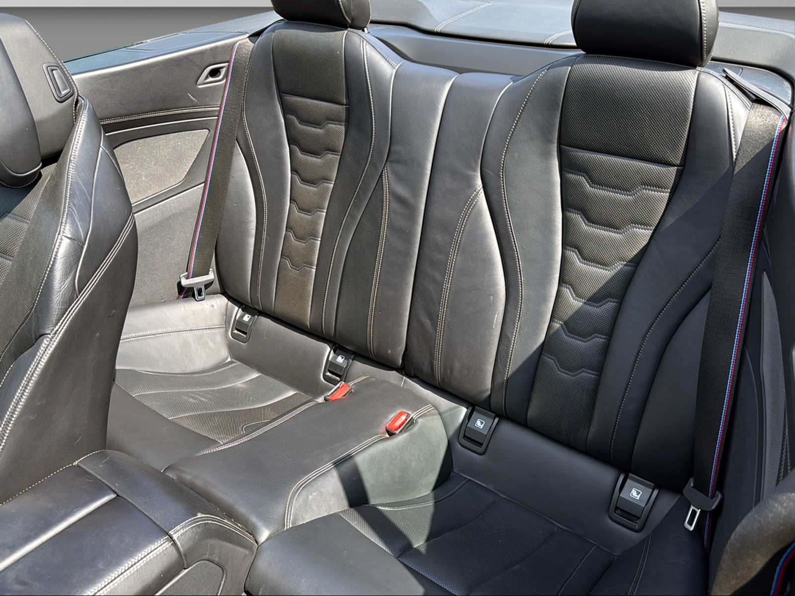 BMW M840d xDrive Cabriolet-image-21