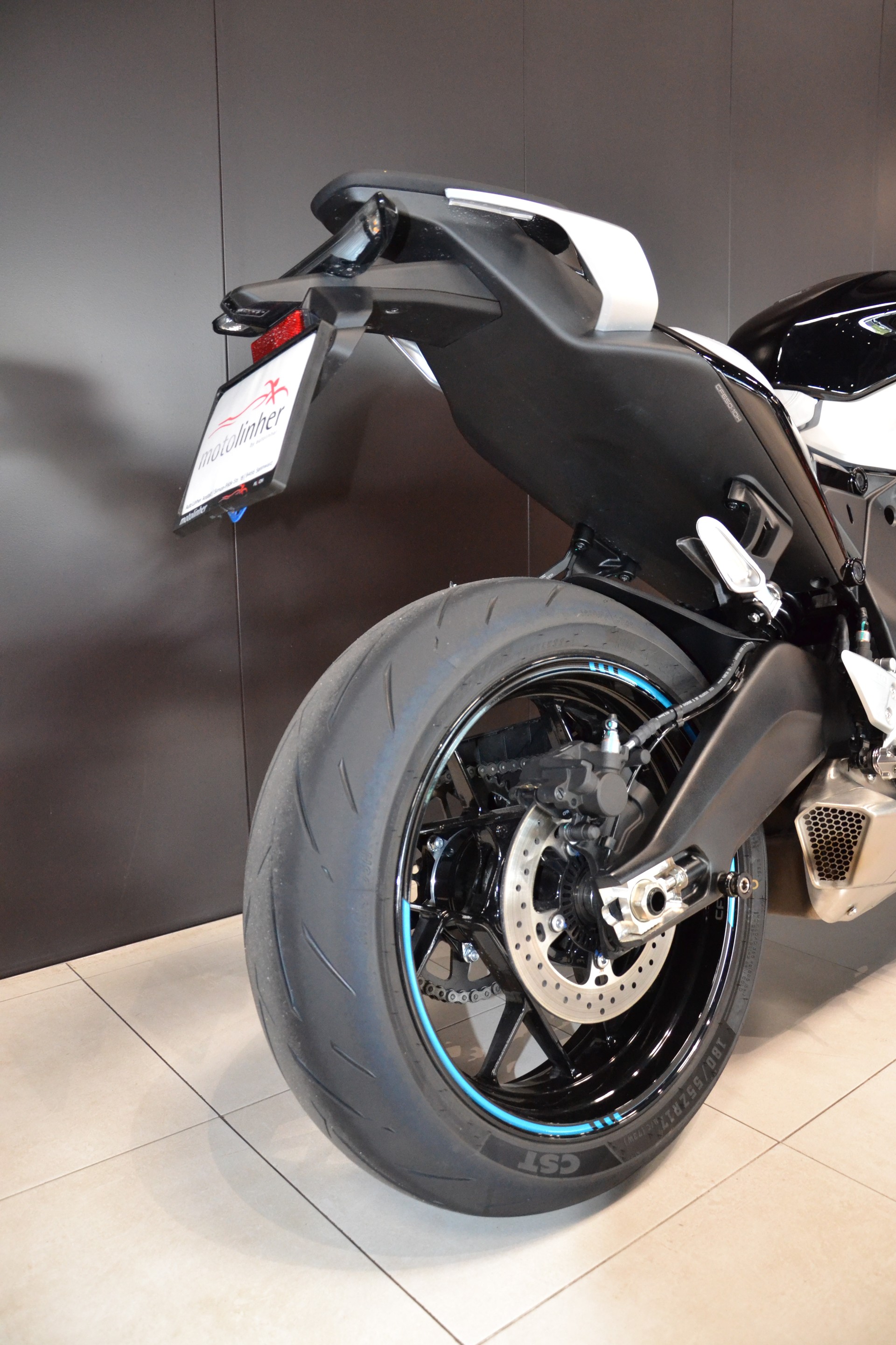 CF MOTO 675 SR-R-image-15