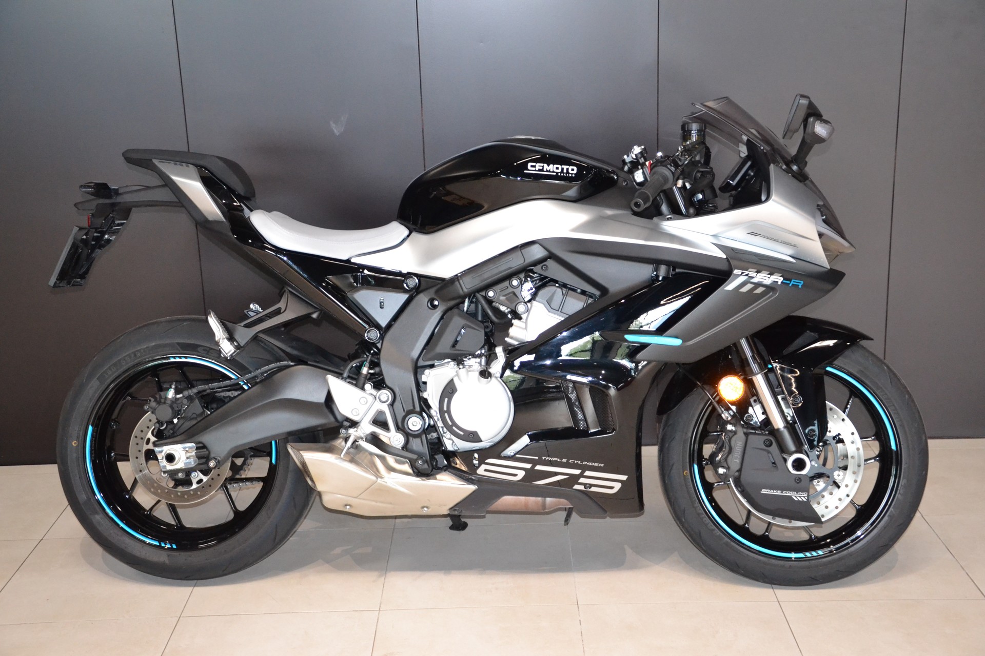 CF MOTO 675 SR-R-image-1