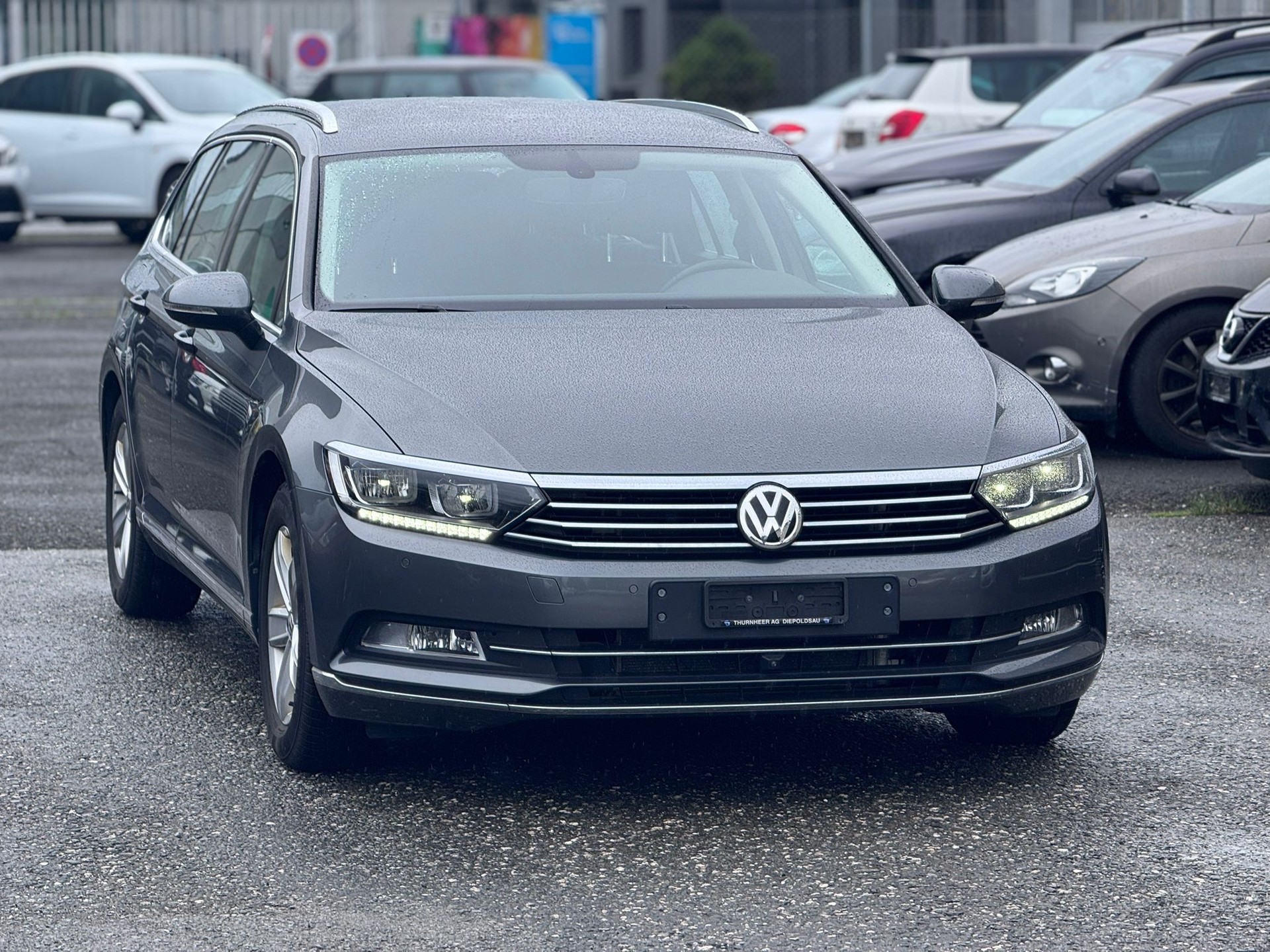 VW Passat Variant 2.0 TDI BMT Family DSG-image-2