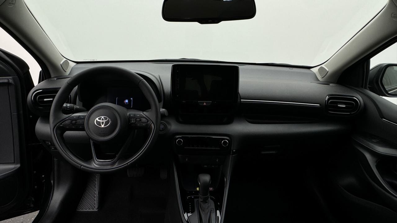 TOYOTA Yaris 1.5 Sport e-CVT-image-5