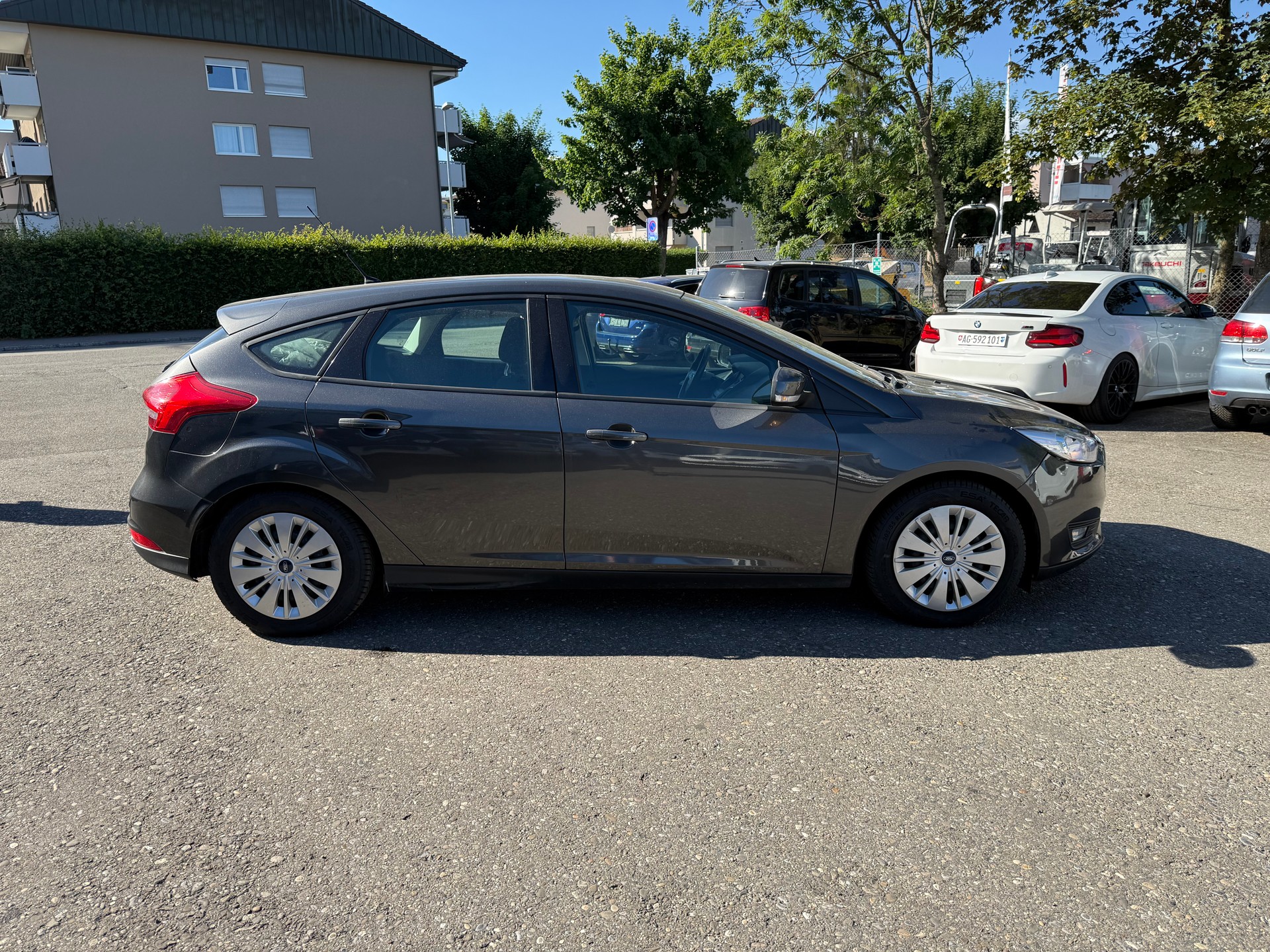 FORD Focus 1.5 SCTi Business-showroom-element-2