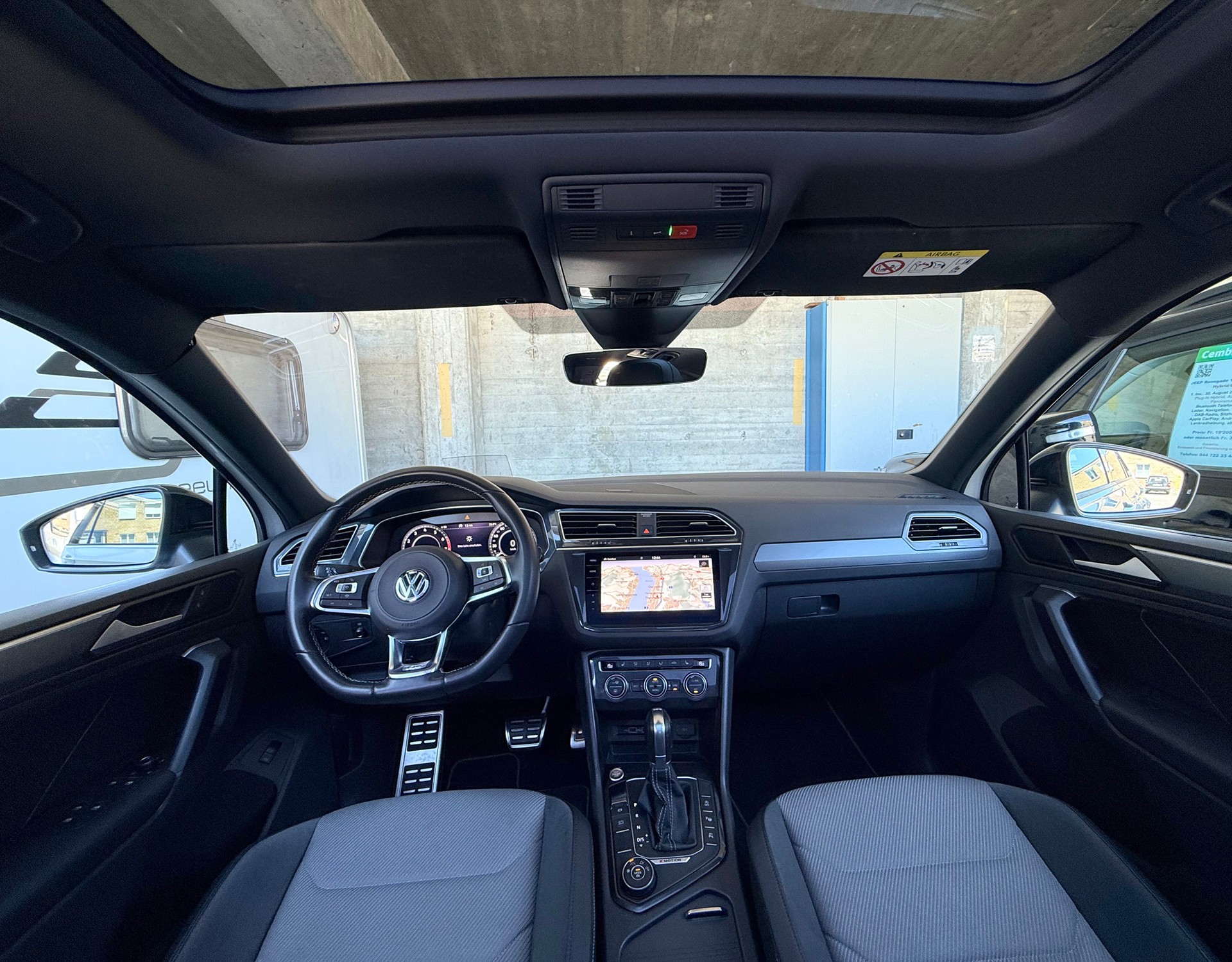 VW Tiguan 2.0TSI R-Line 4Motion DSG-image-9