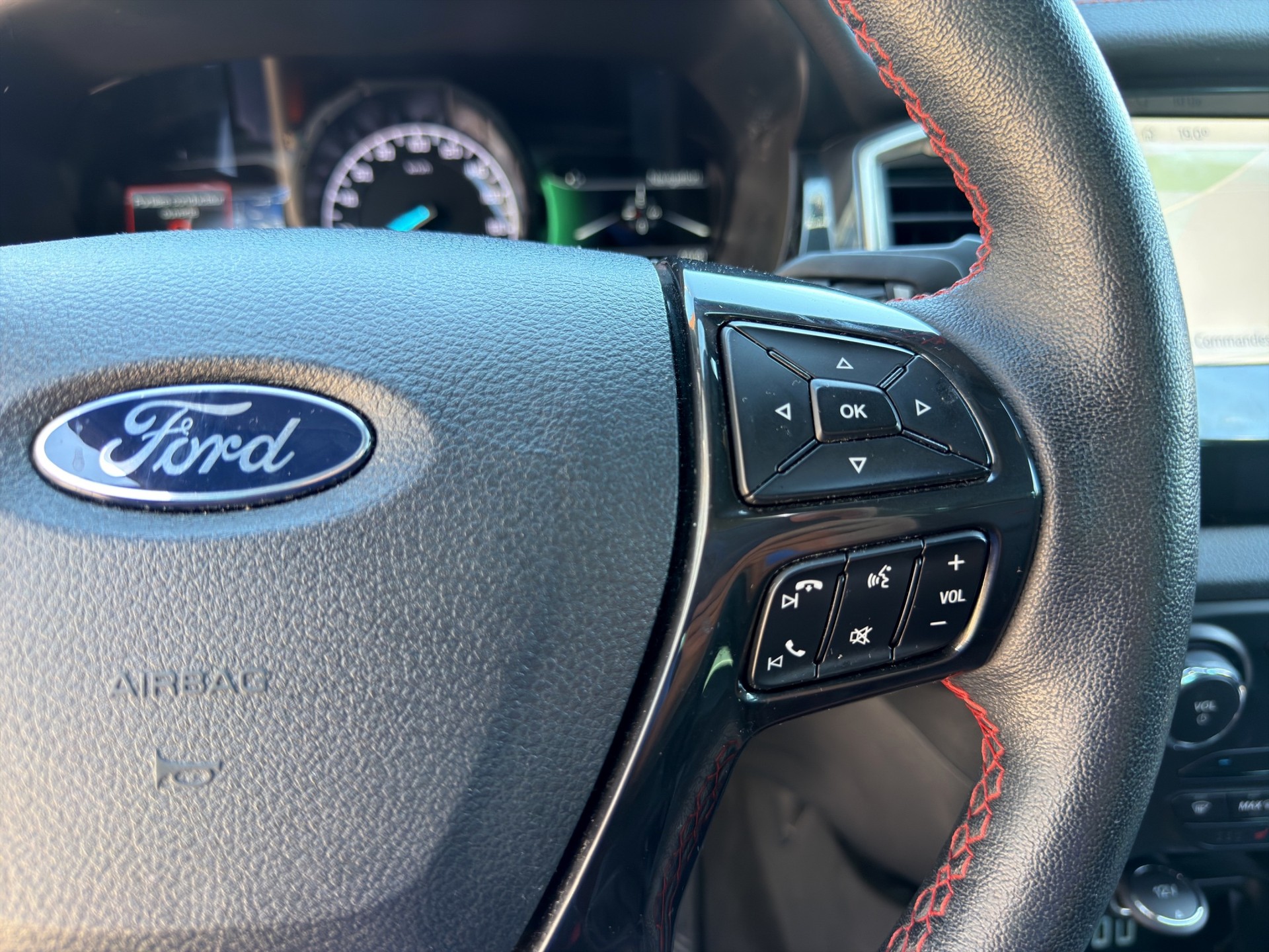 FORD Ranger Stormtrak 2.0 Eco Blue 4x4 A-image-18