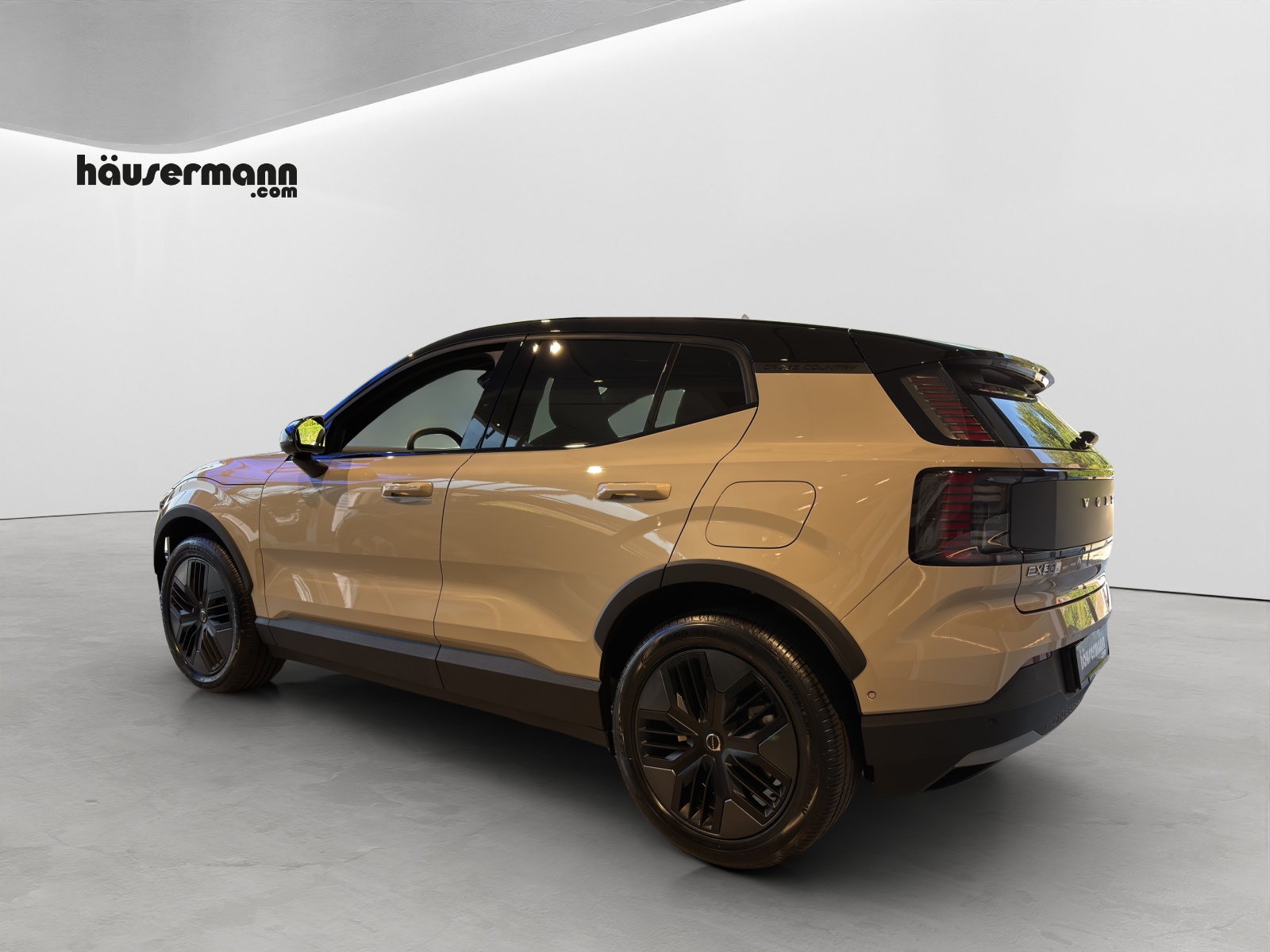 VOLVO EX30 CC E60 Twin Performance AWD-showroom-element-1