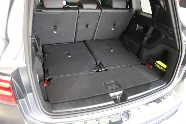 MERCEDES-BENZ GLB 200 7G-Tronic-image-11