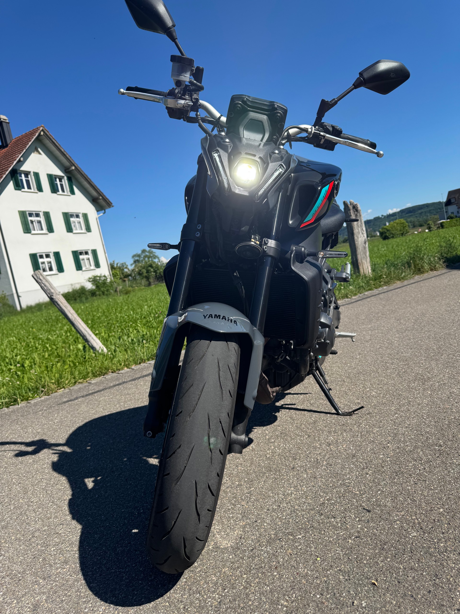 YAMAHA MT-09-image-1
