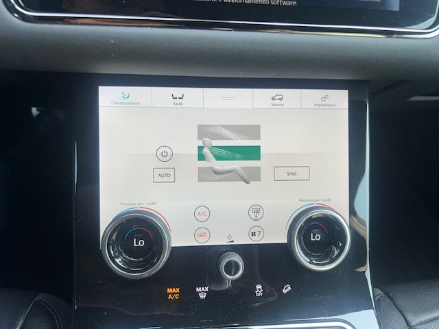 LAND ROVER Range Rover Evoque R-Dynamic D 180 SE AT9-image-12