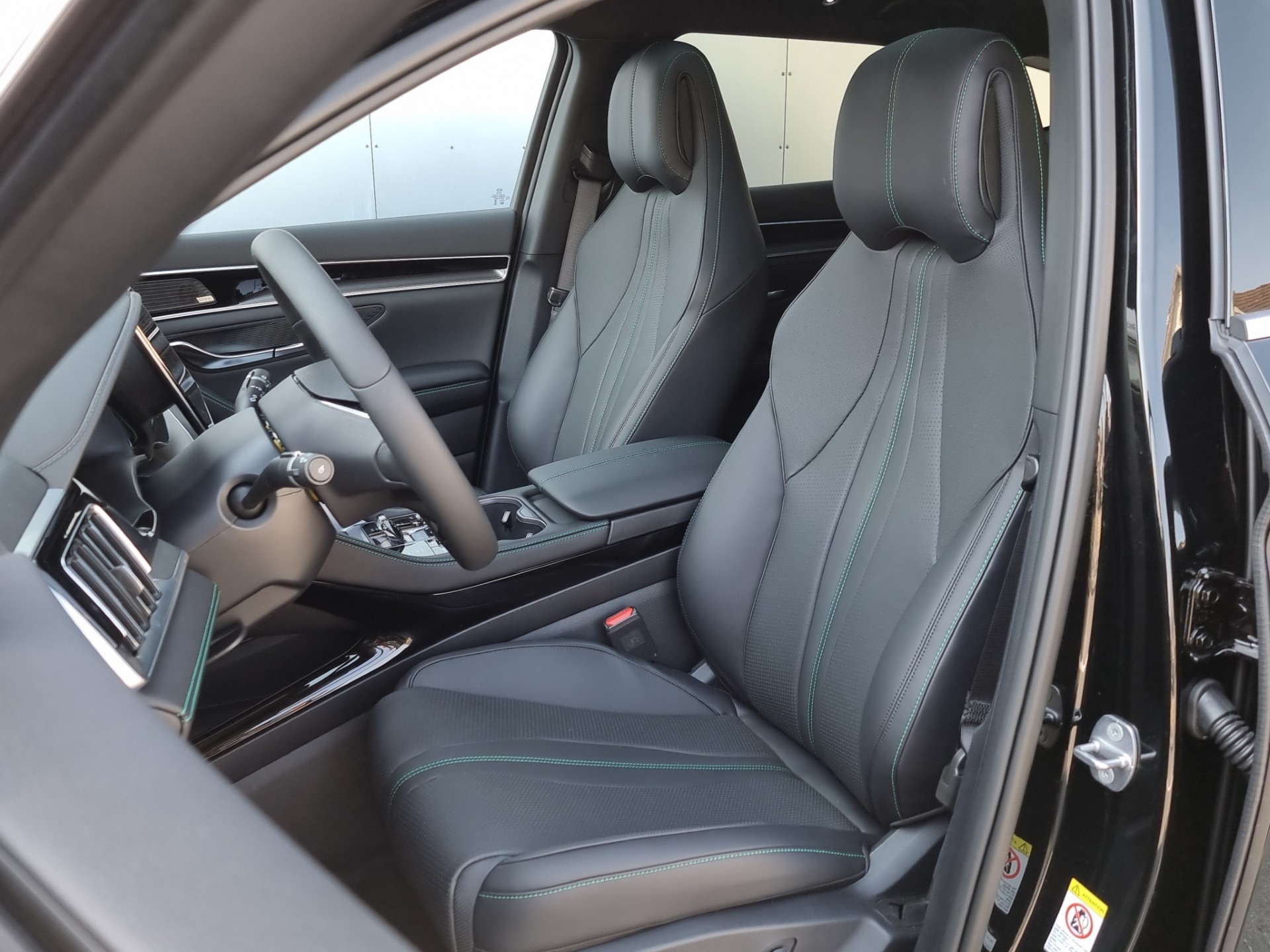 BYD Seal U DM-i Design AWD-image-5