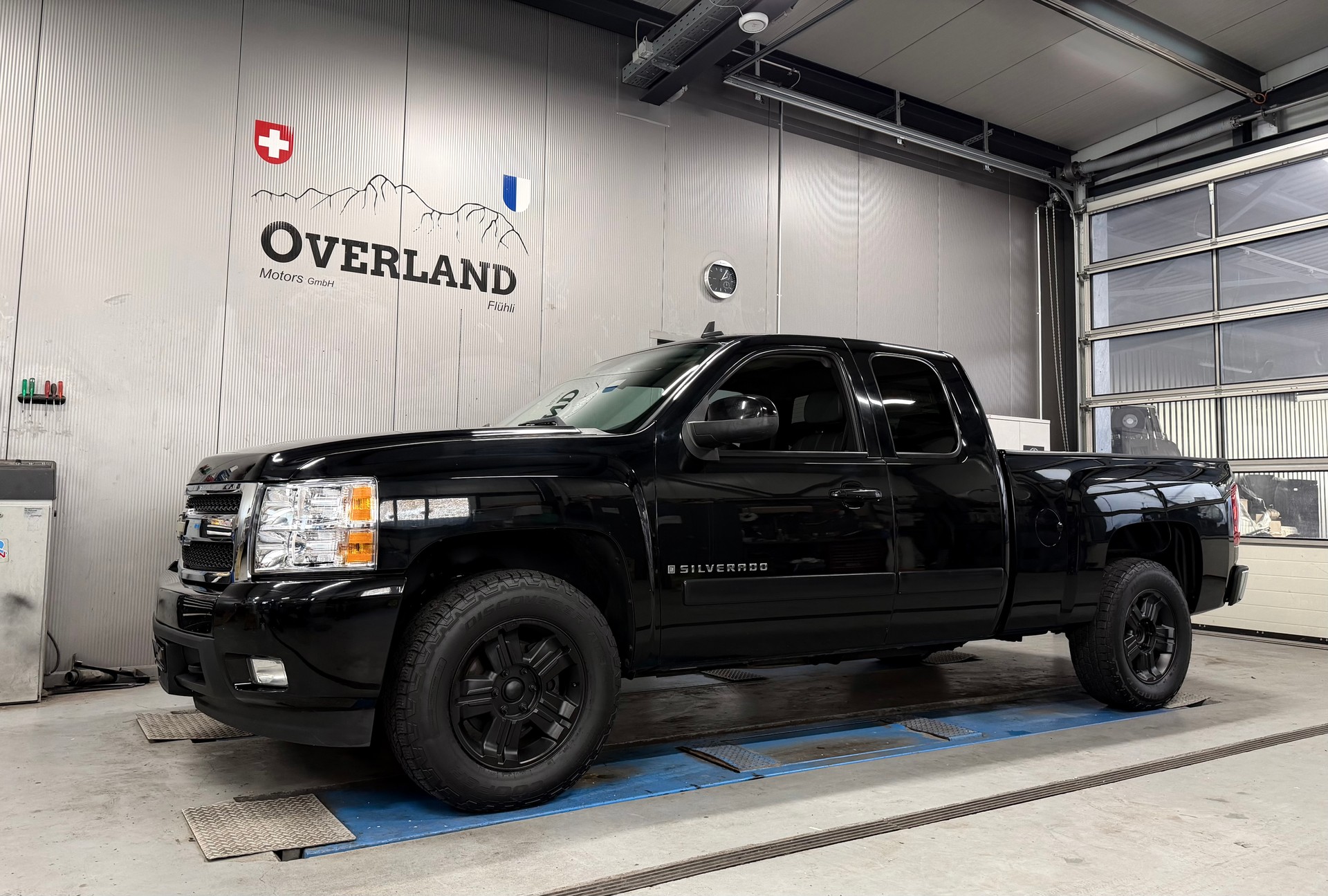 CHEVROLET 5.3 VORTEC V8-showroom-element-1