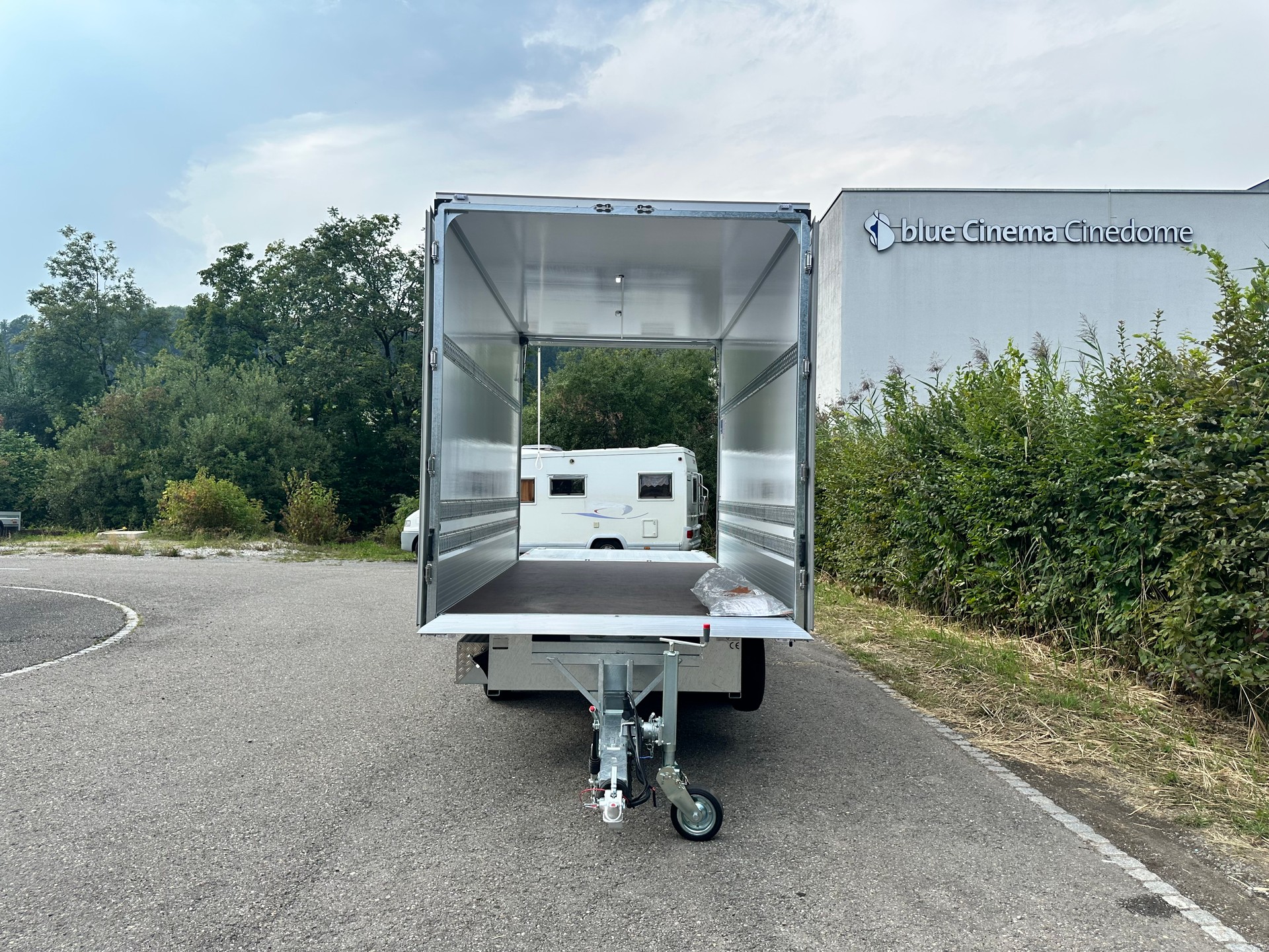 HUMBAUR HK 354222 RZD Hebebühneanhänger-image-10