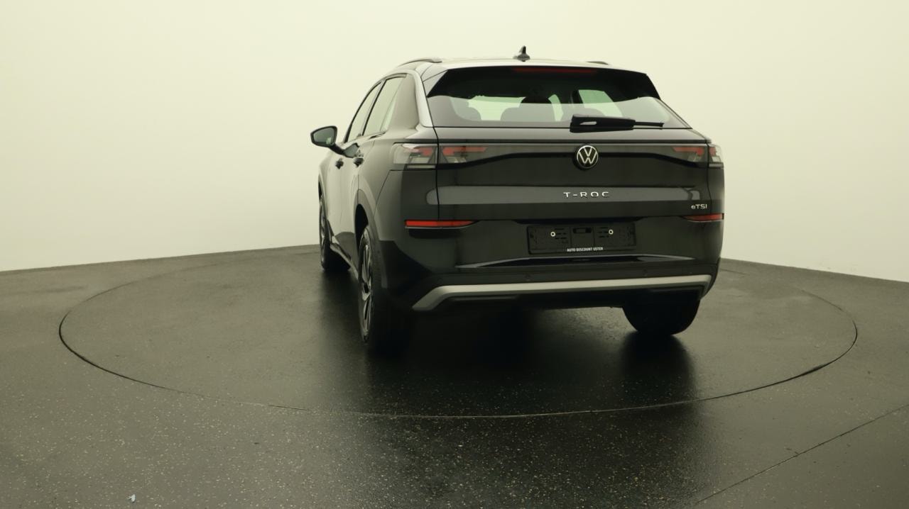 VW T-Roc 1.5 eTSI mHEV Life DSG-showroom-element-3