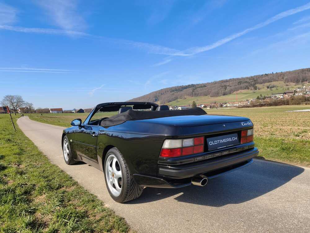 PORSCHE 944 Turbo Cabriolet-image-1