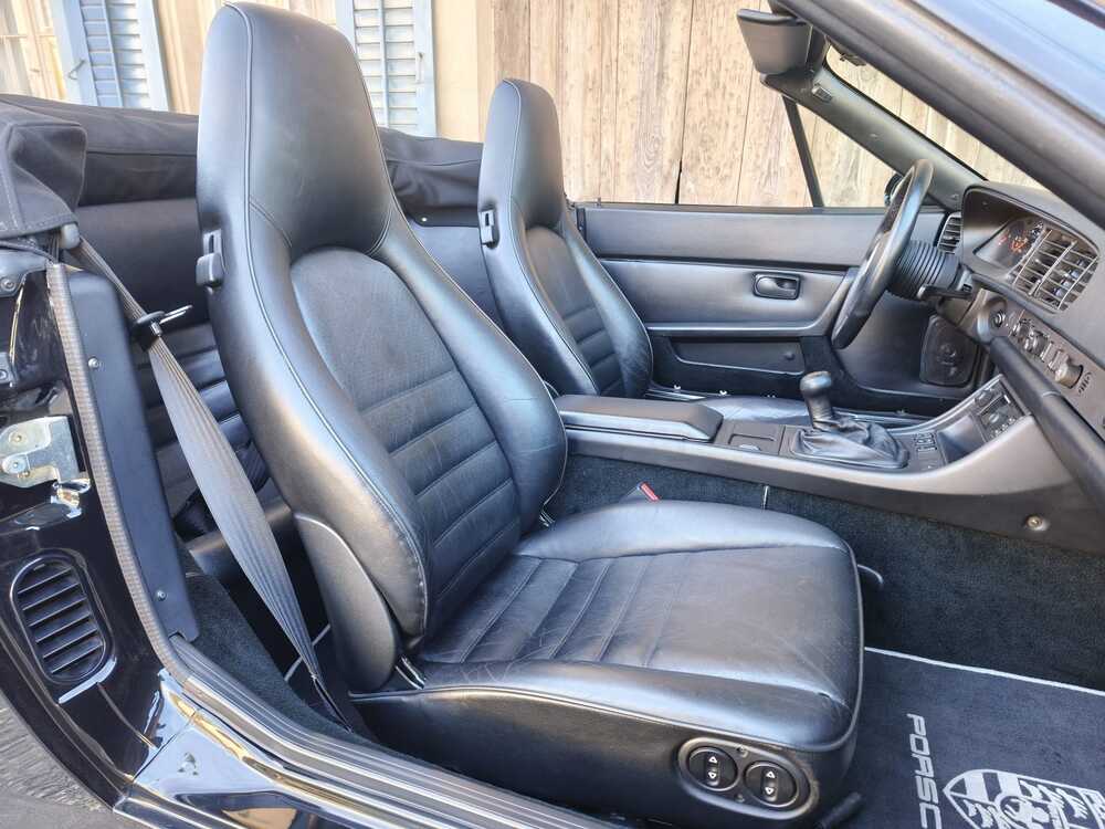 PORSCHE 944 Turbo Cabriolet-image-7