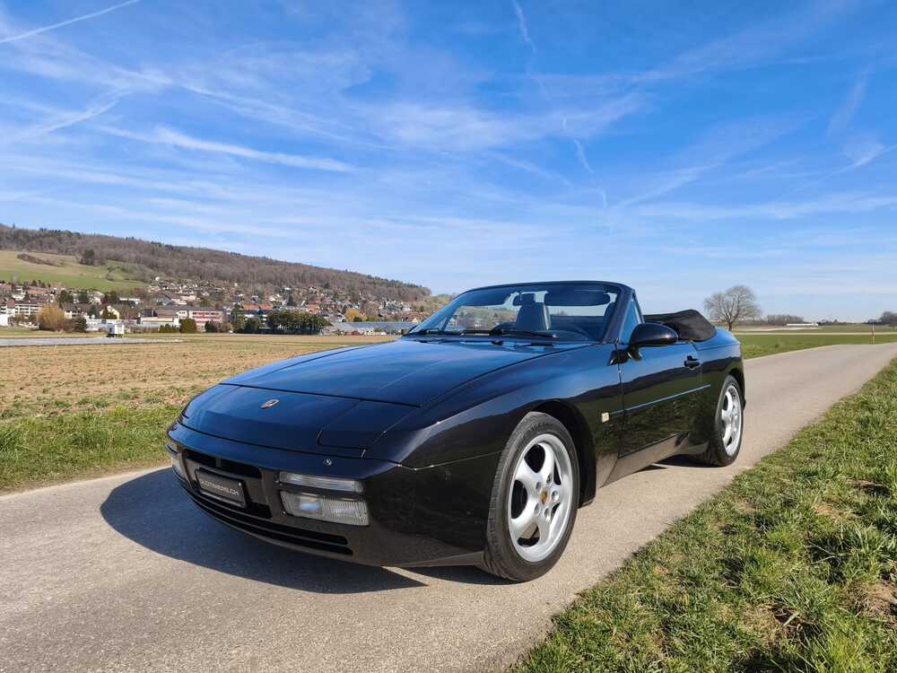 PORSCHE 944 Turbo Cabriolet