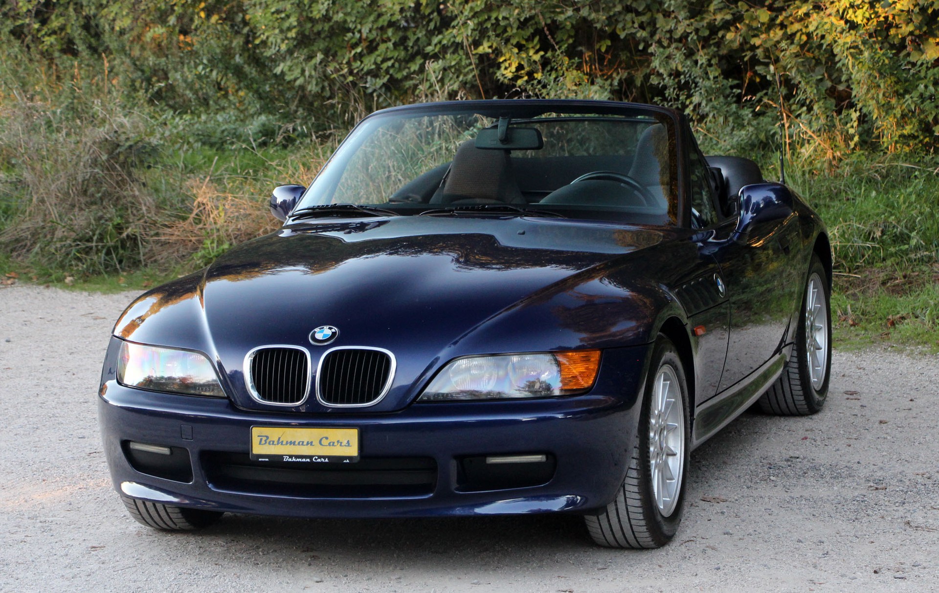 BMW Z3 1.9i Roadster-showroom-element-2