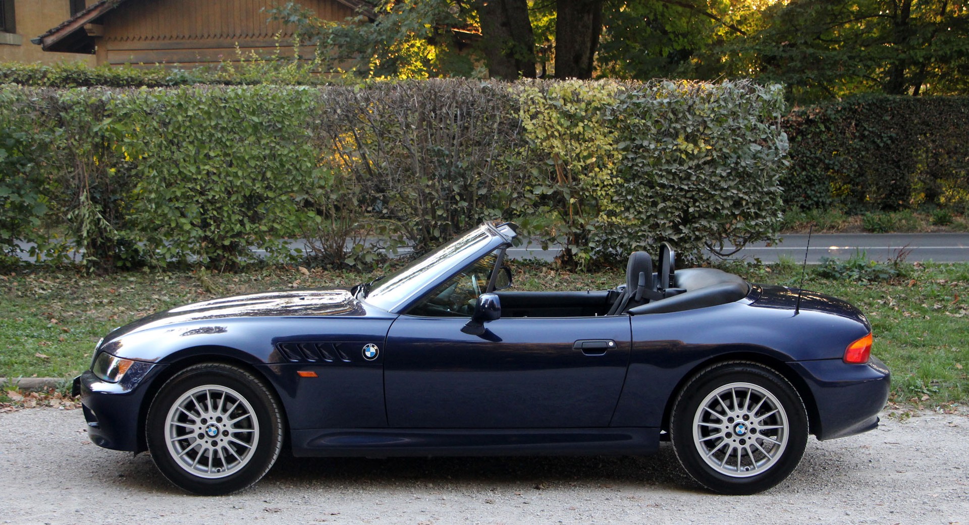 BMW Z3 1.9i Roadster-image-17